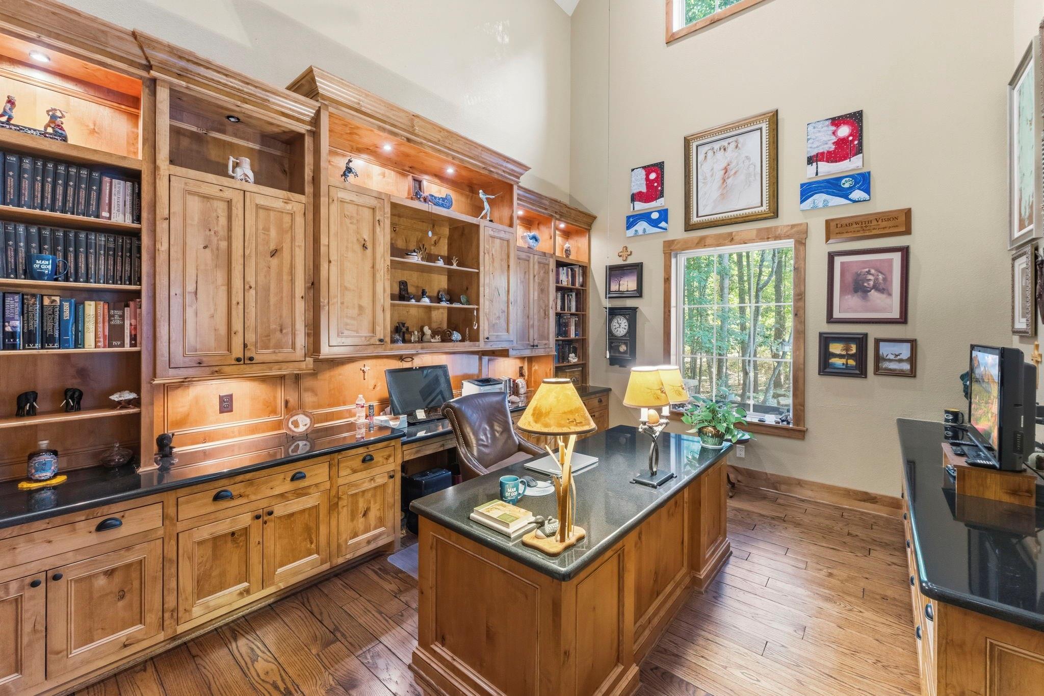 6148 Waltons Point Property Photo 43