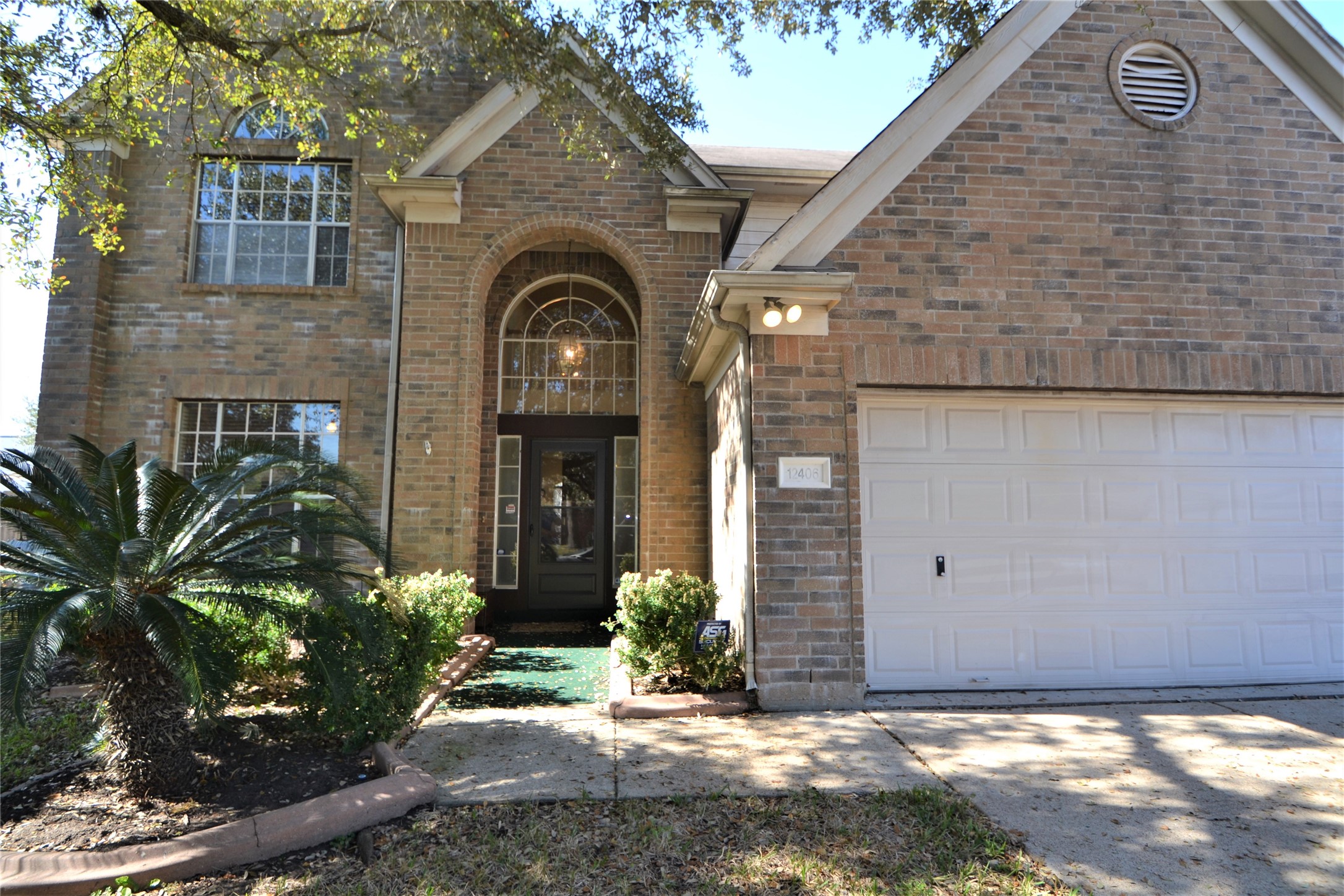 12406 Fox Meadow Drive Property Photo 6