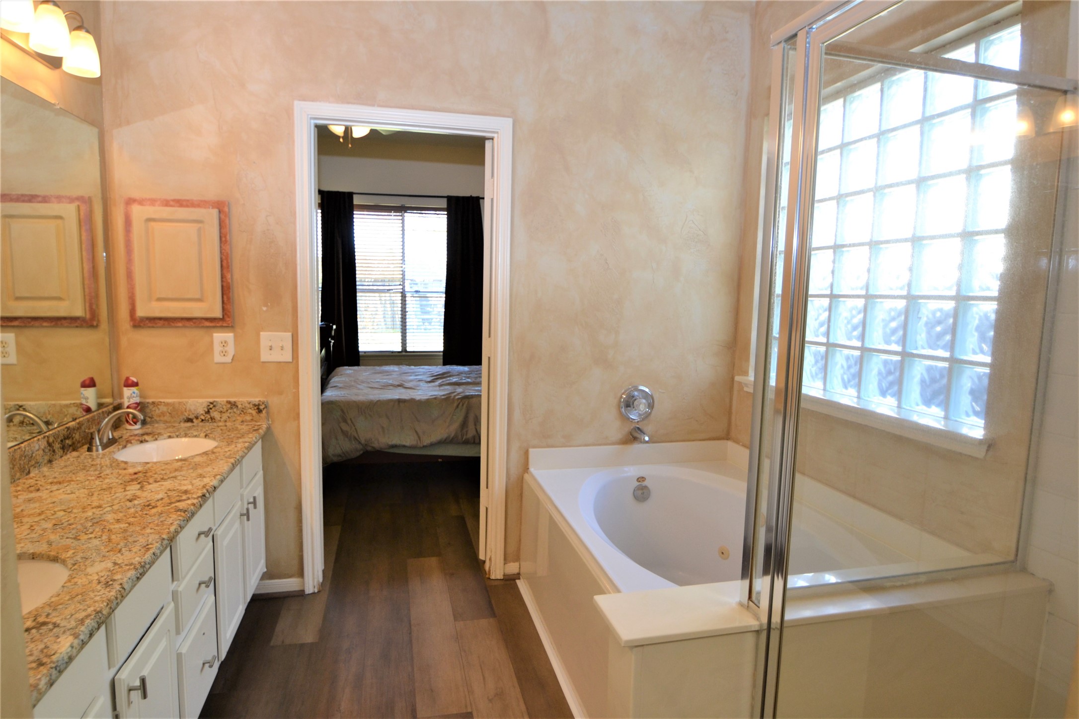12406 Fox Meadow Drive Property Photo 26