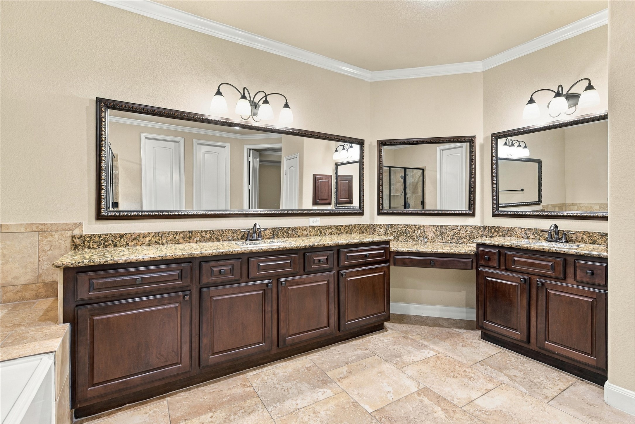7343 Meadowcroft Boulevard Property Photo 20