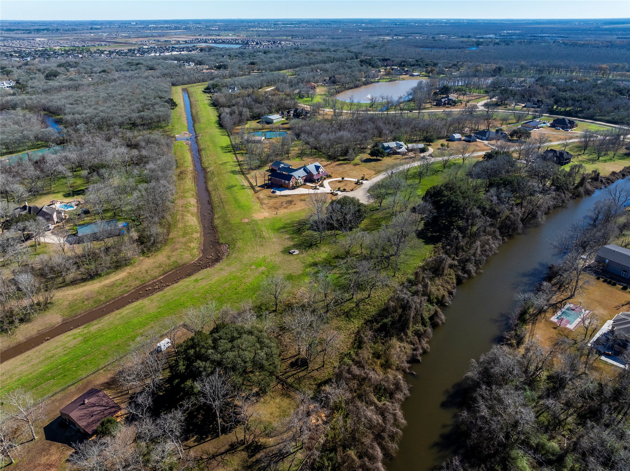 606 Oyster Shell Court Property Photo 7