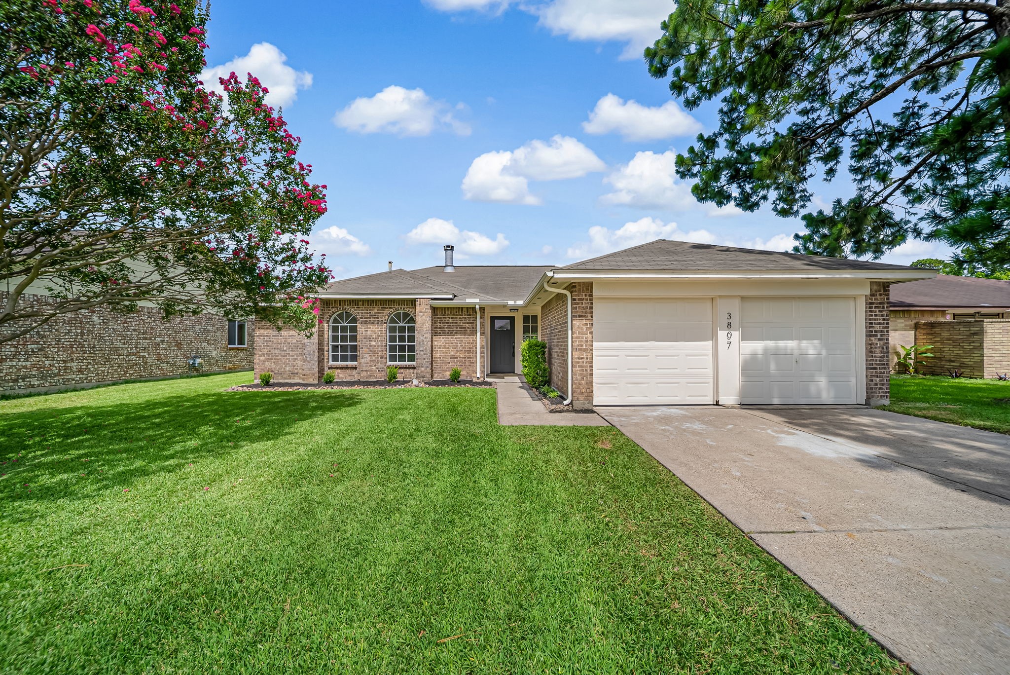 3807 Teakwood Drive Property Photo