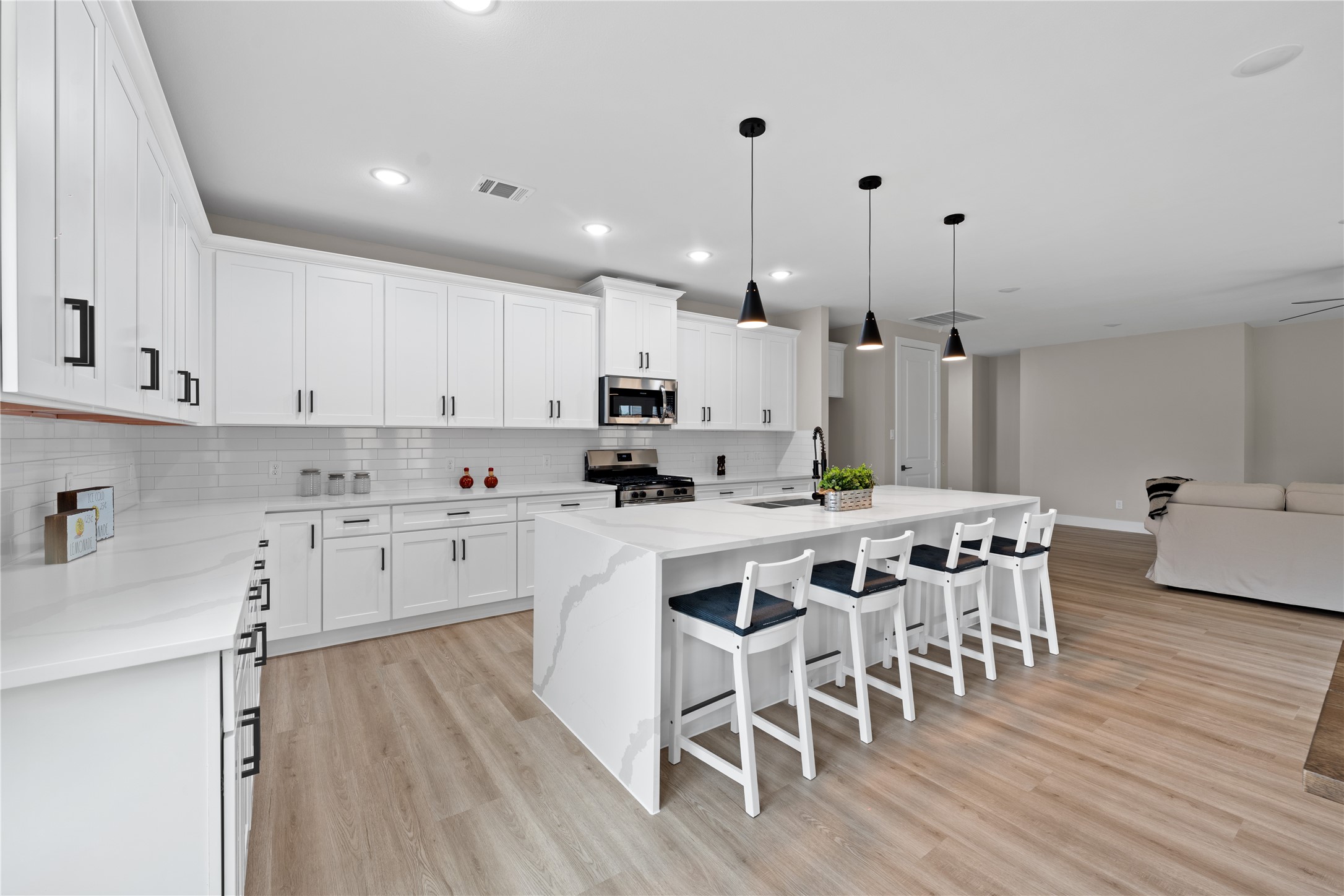 2614 Piemonte Avenue Cir Property Photo 1