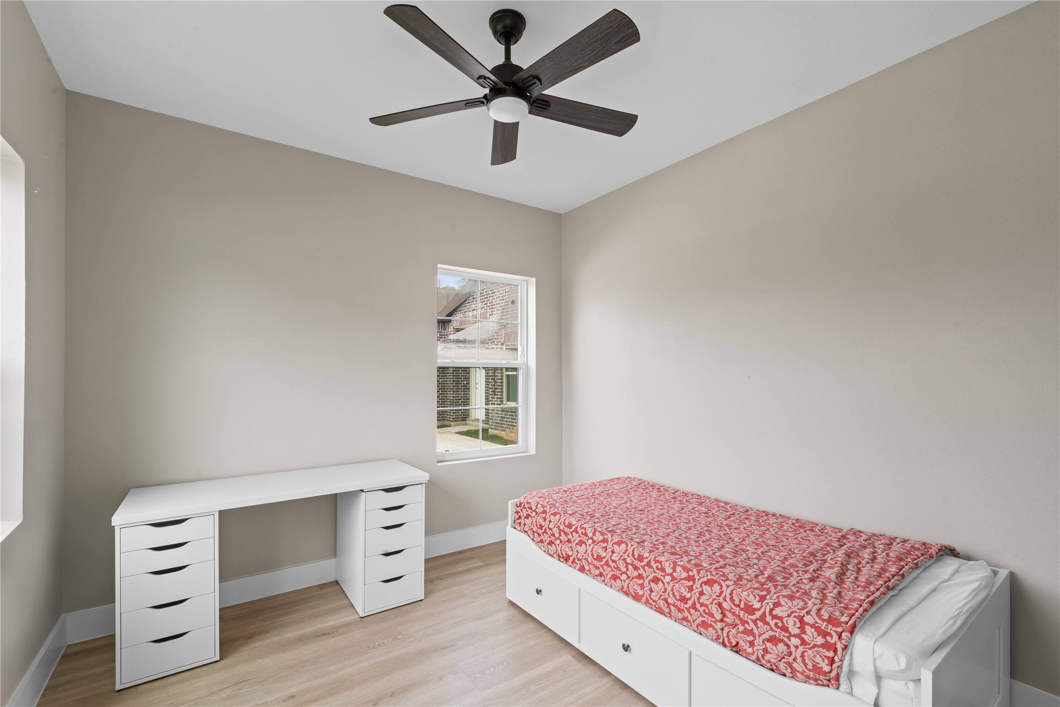 2614 Piemonte Avenue Cir Property Photo 3