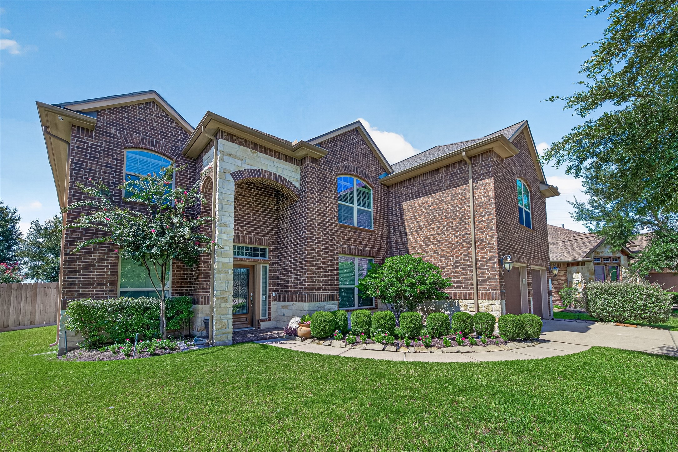 18619 Tara Ashley Street Property Photo 1