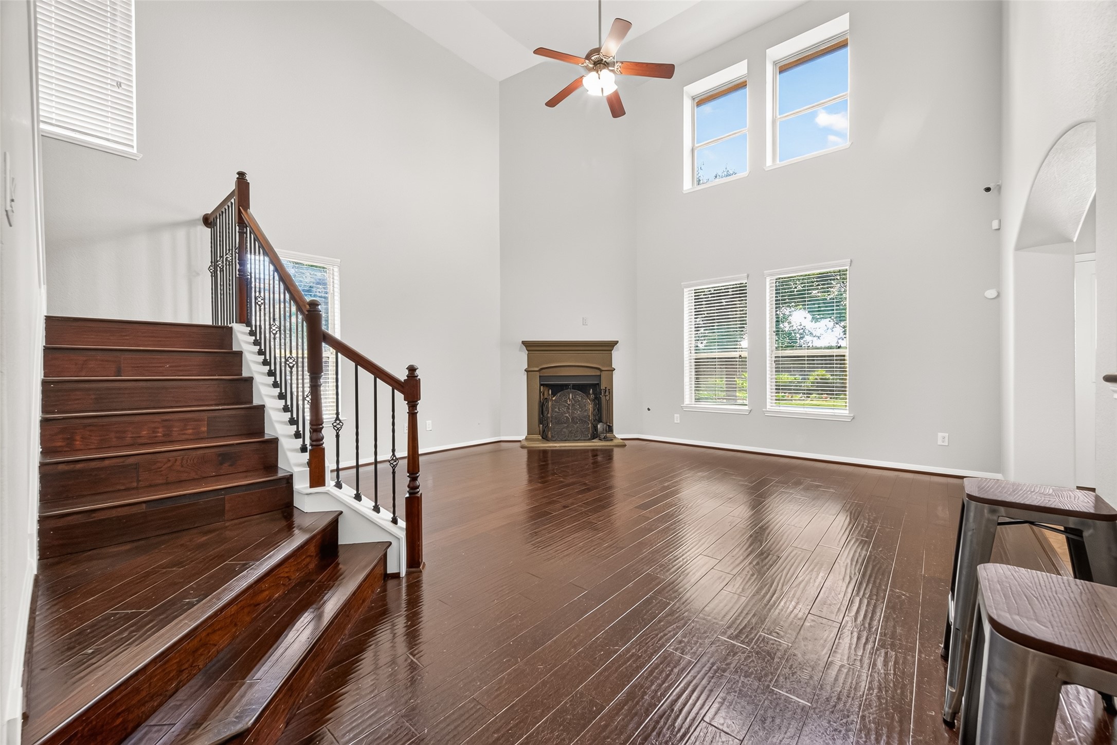 18619 Tara Ashley Street Property Photo 7