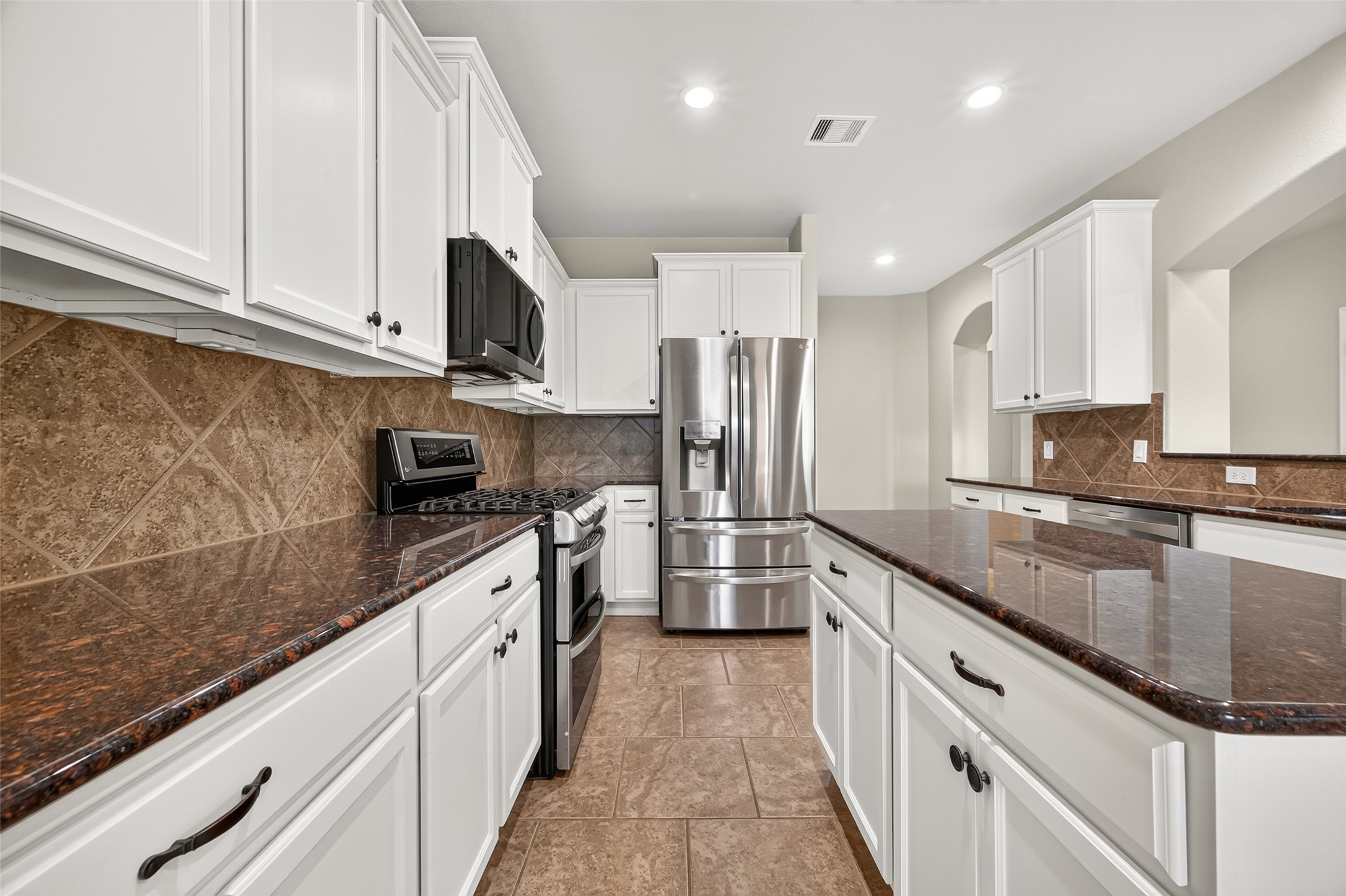 18619 Tara Ashley Street Property Photo 14