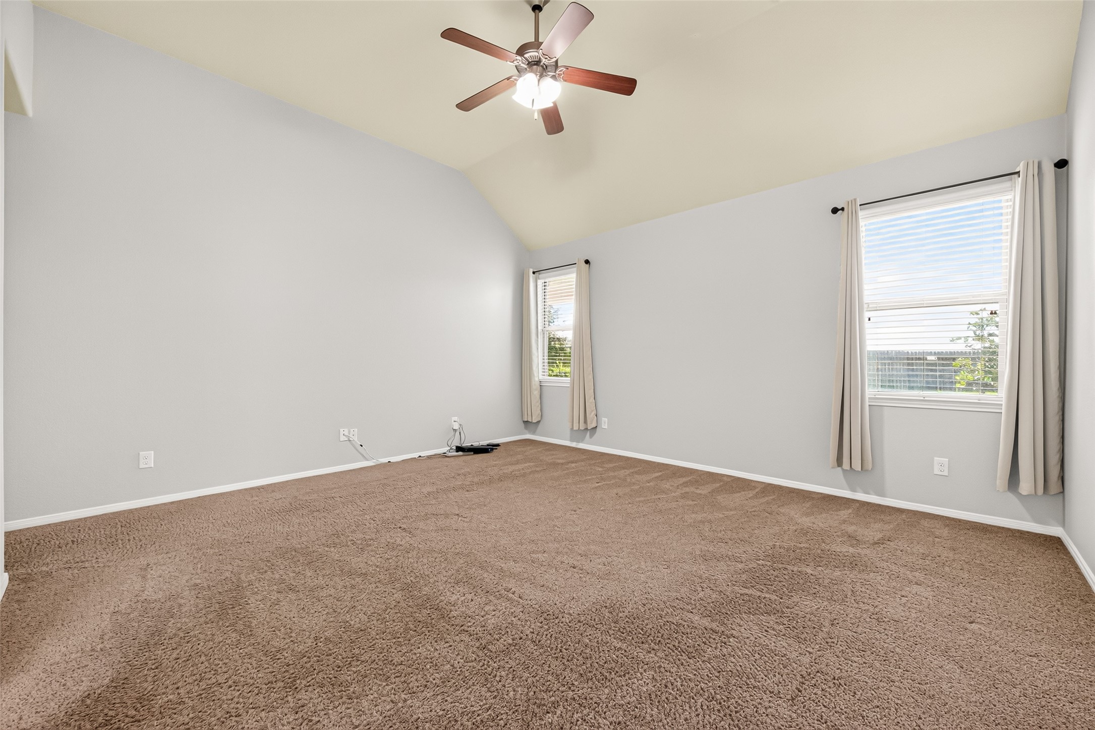 18619 Tara Ashley Street Property Photo 28