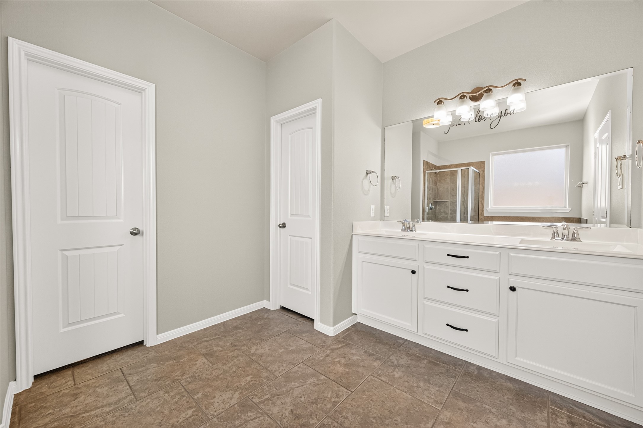 18619 Tara Ashley Street Property Photo 32