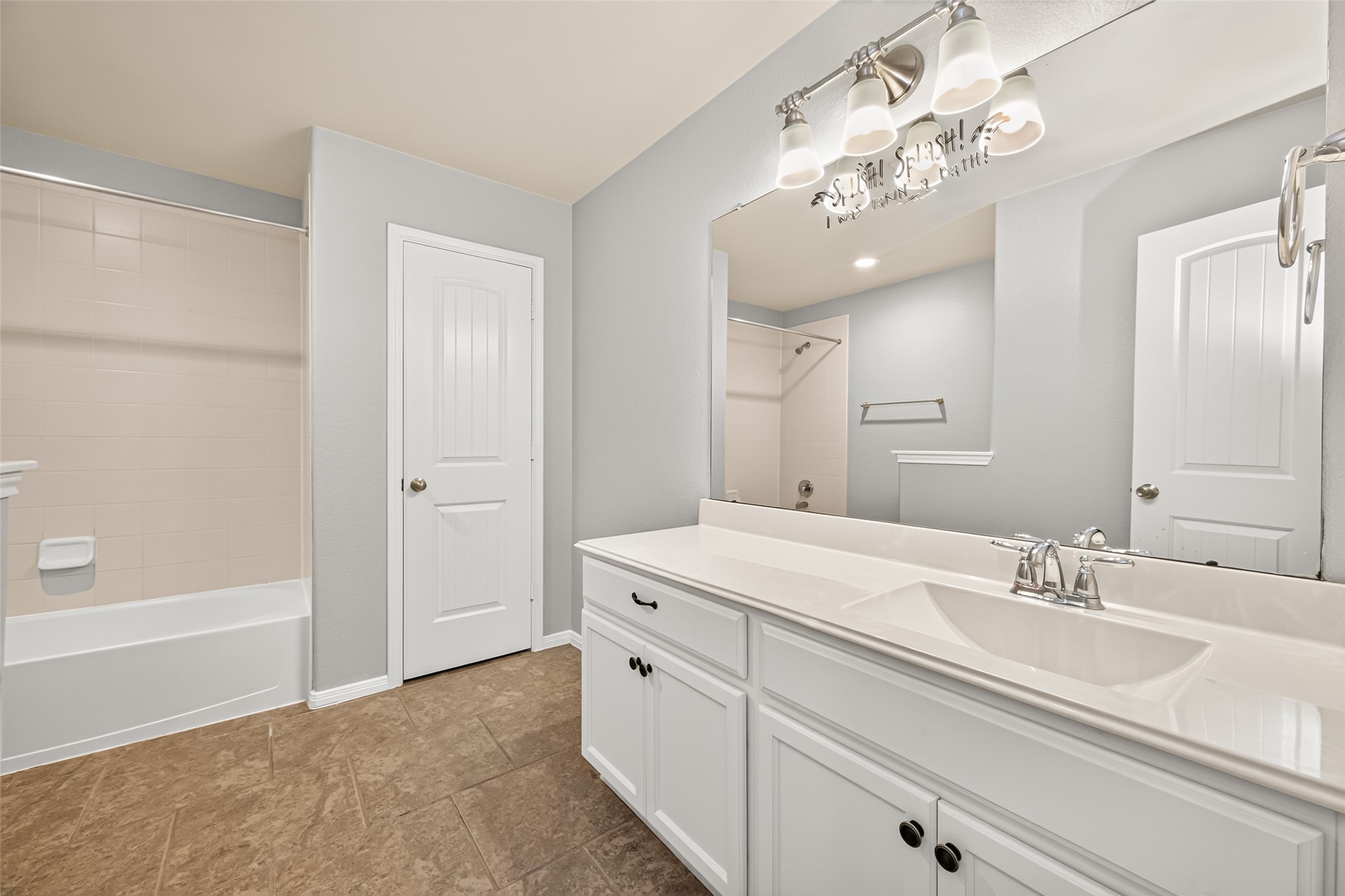 18619 Tara Ashley Street Property Photo 36