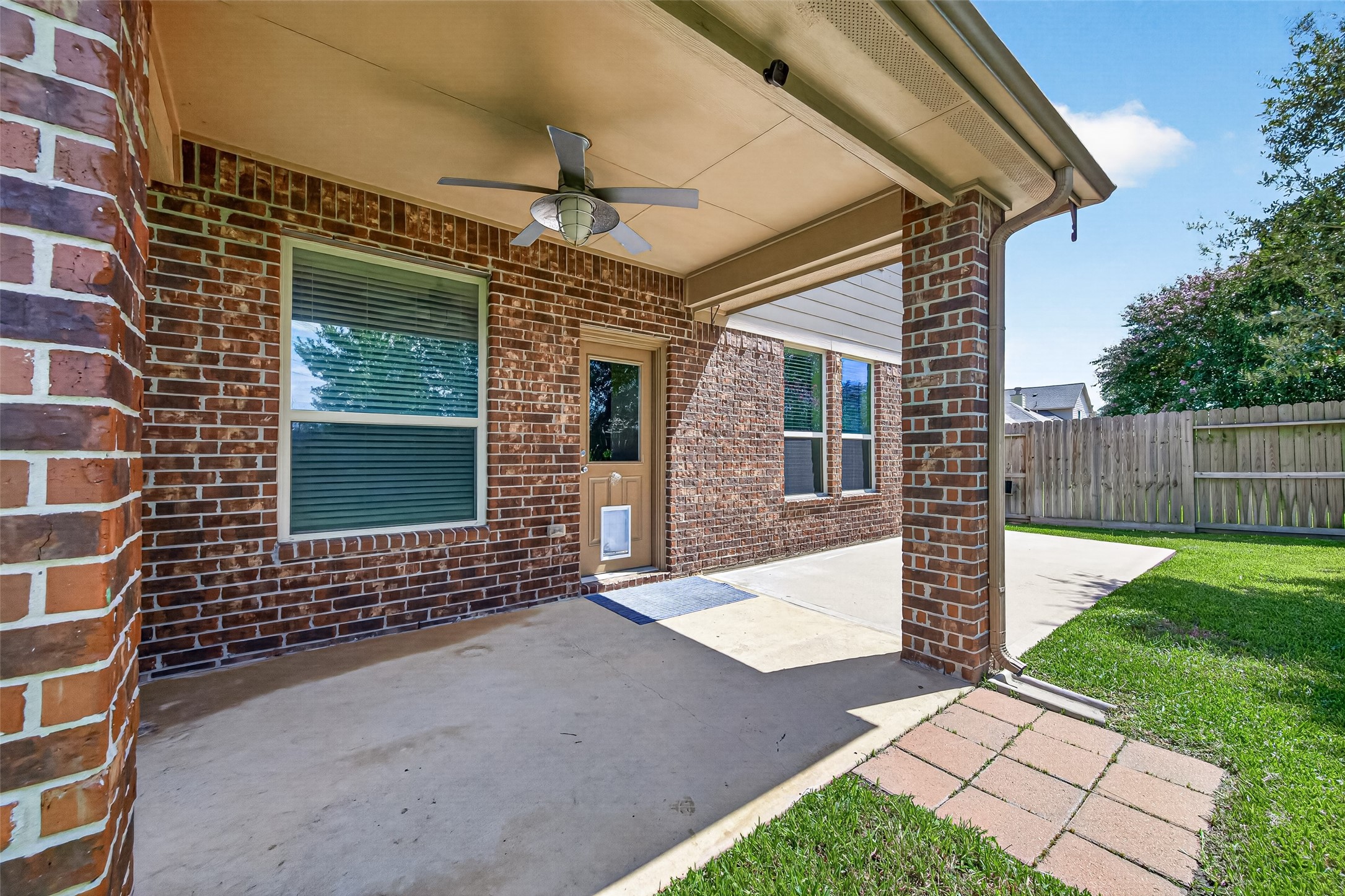 18619 Tara Ashley Street Property Photo 46