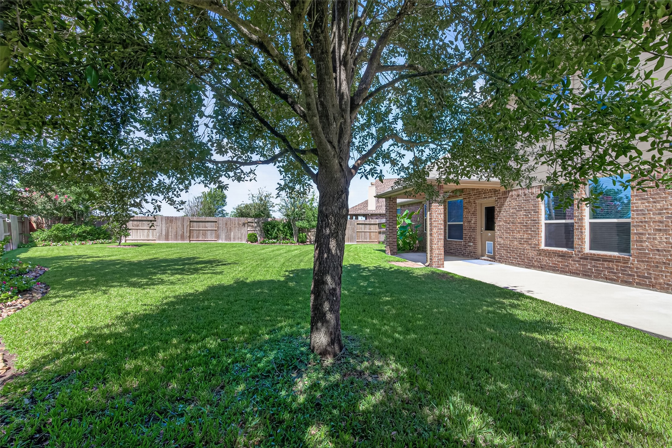 18619 Tara Ashley Street Property Photo 48