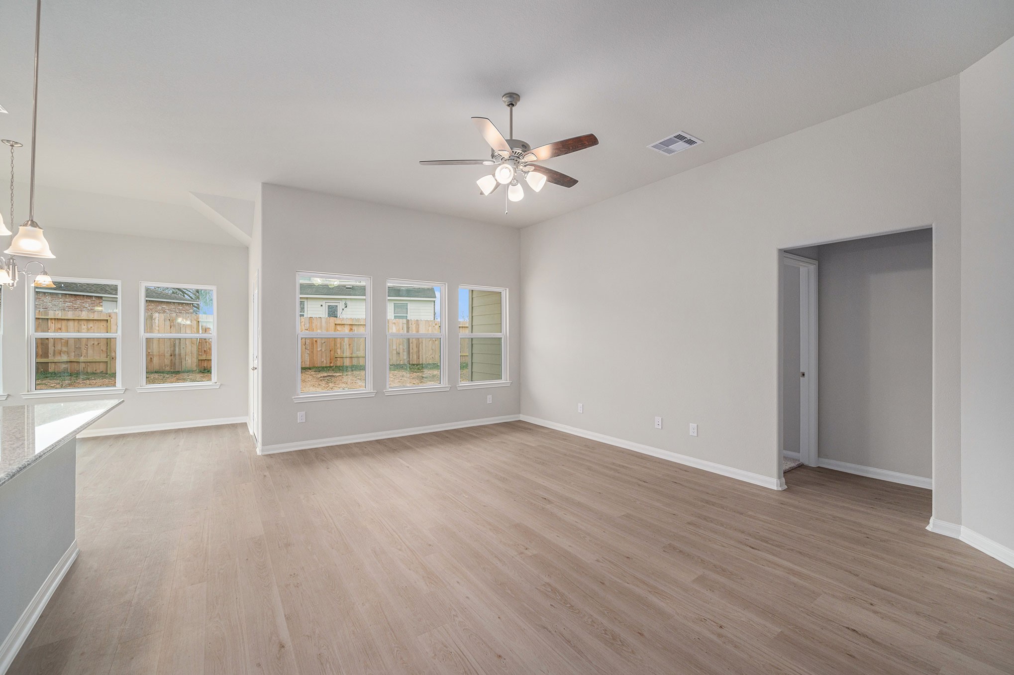 12983 Skyline Drive Property Photo 8