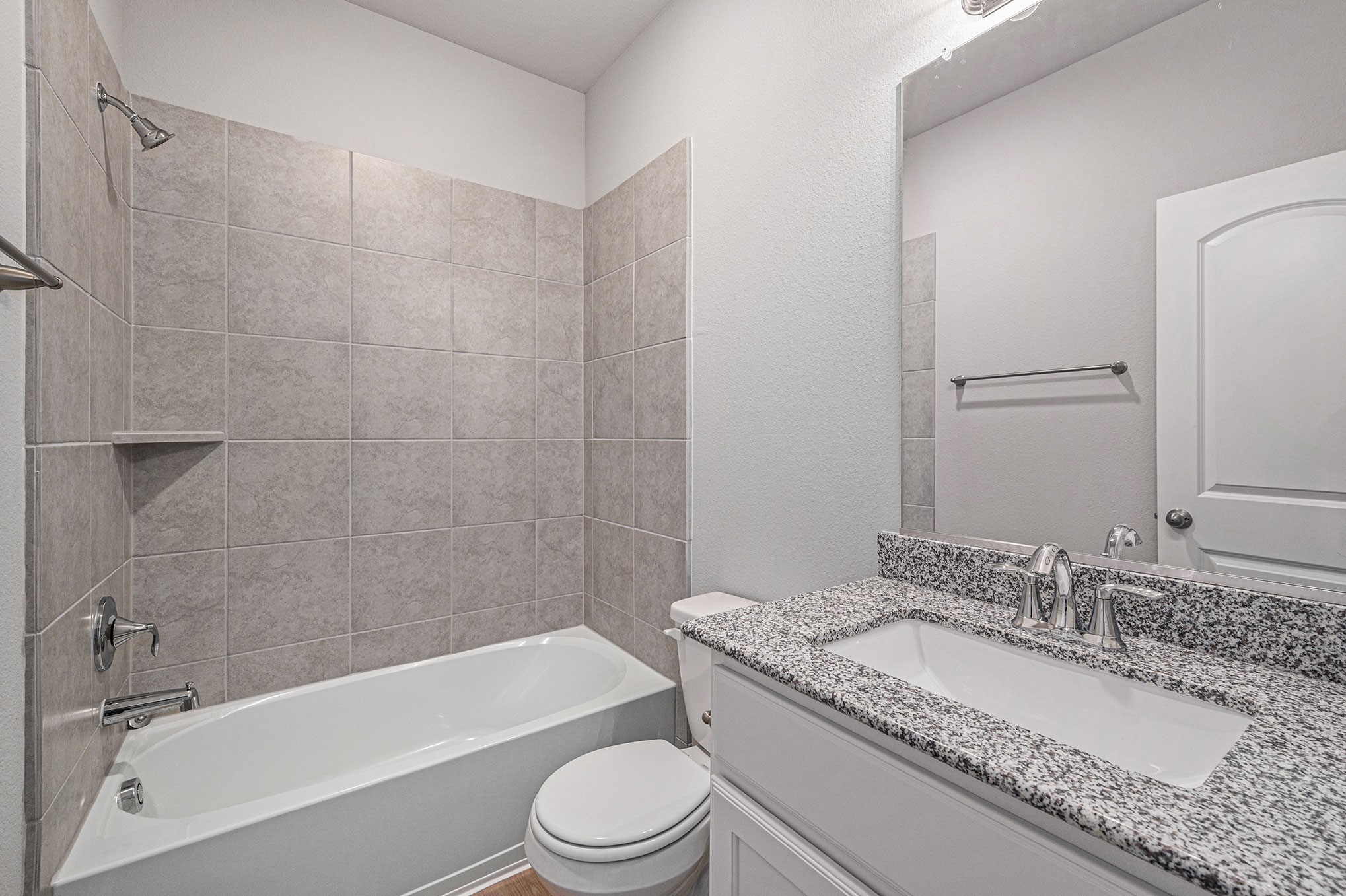 12983 Skyline Drive Property Photo 14
