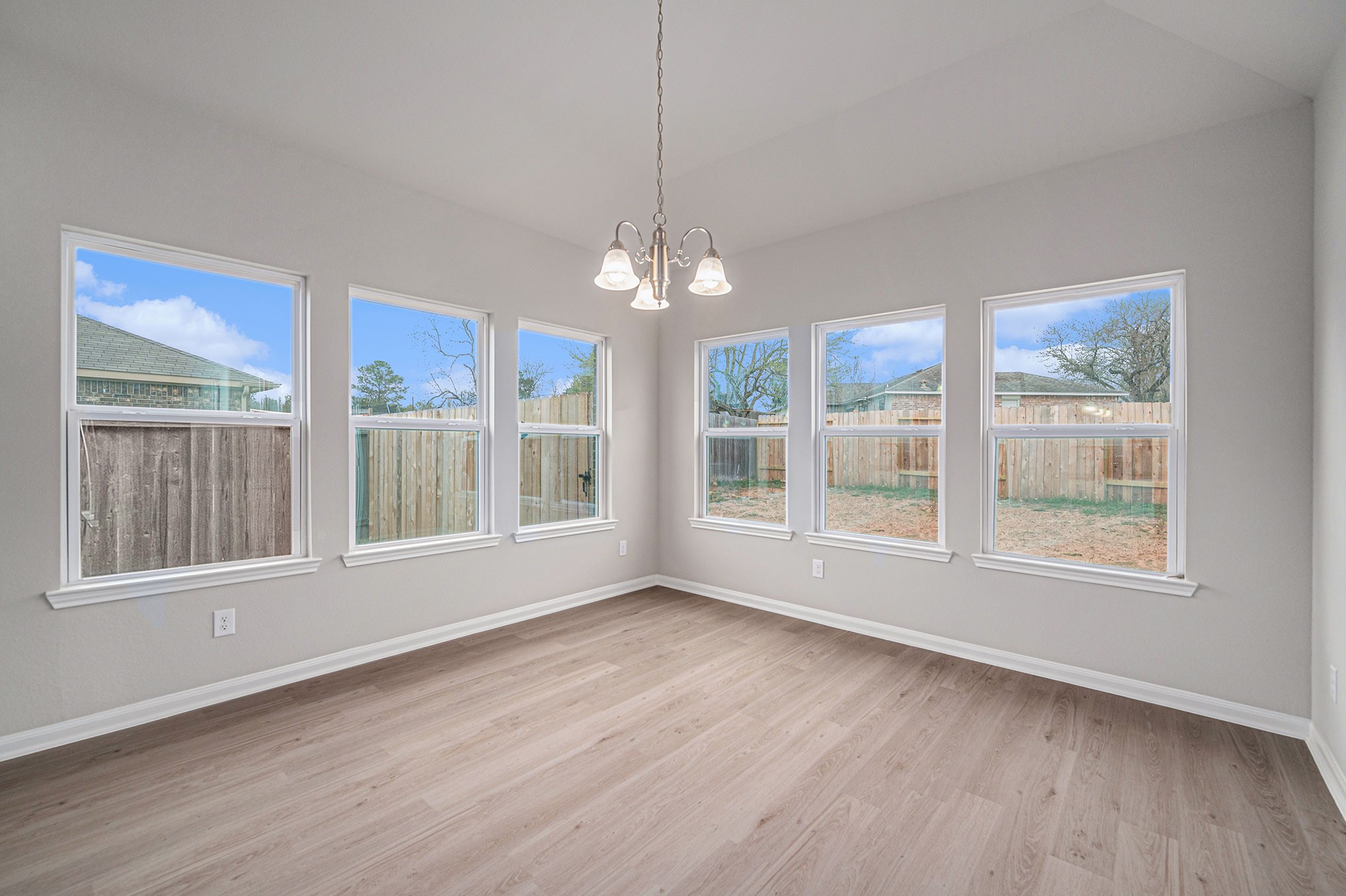 12983 Skyline Drive Property Photo 20