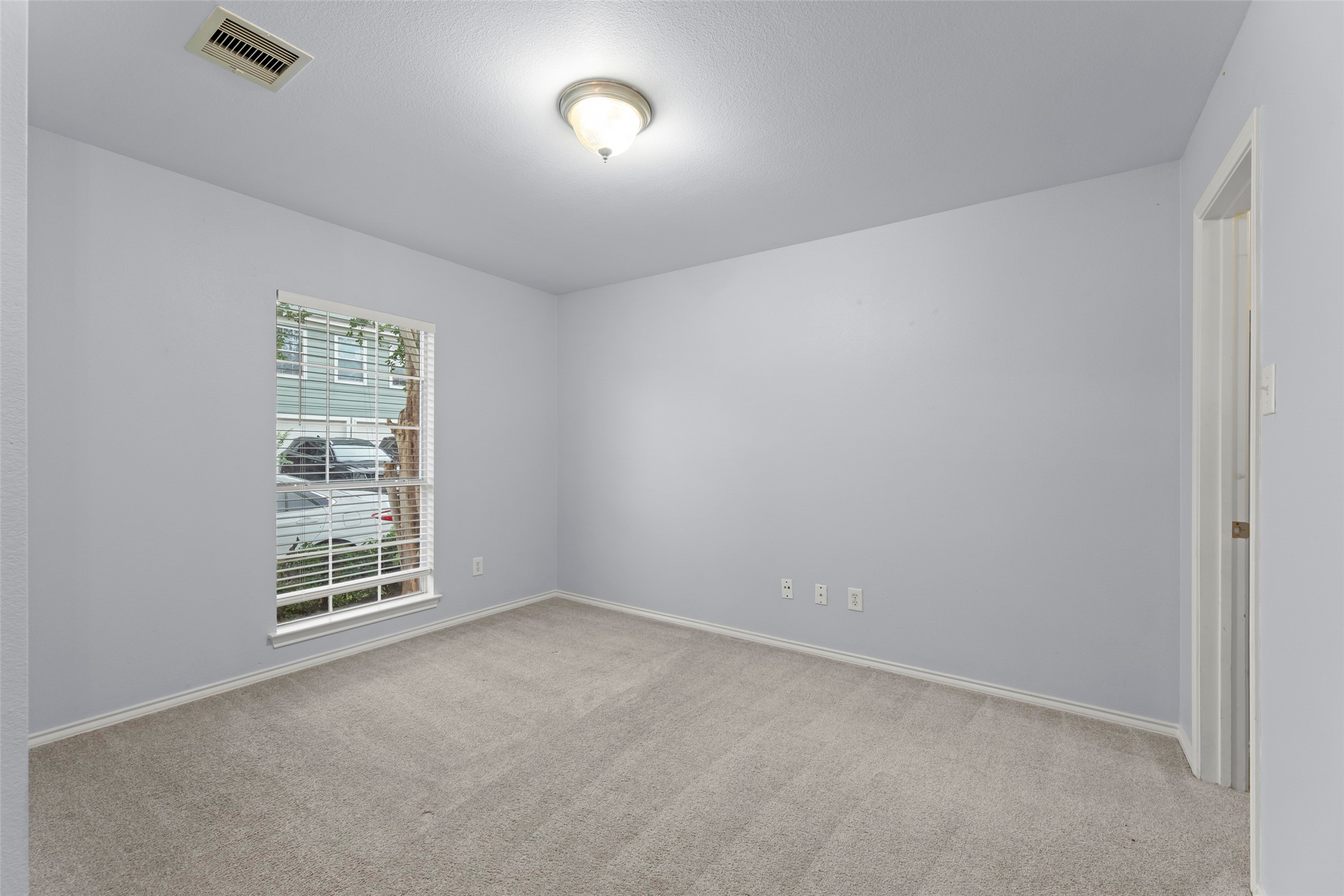11745 Logan Ridge Drive Property Photo 2