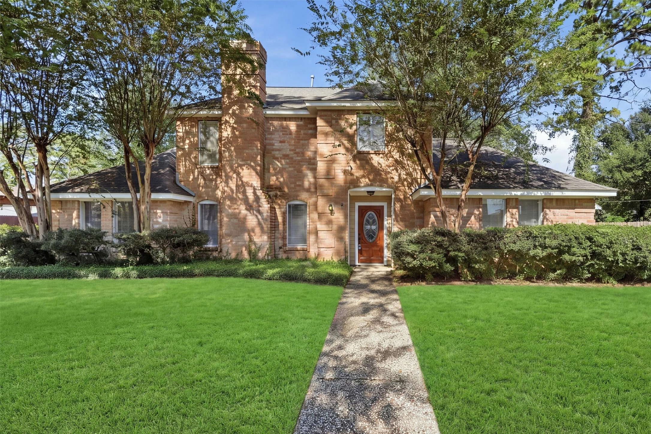 11806 Gardenglen Drive Property Photo 1