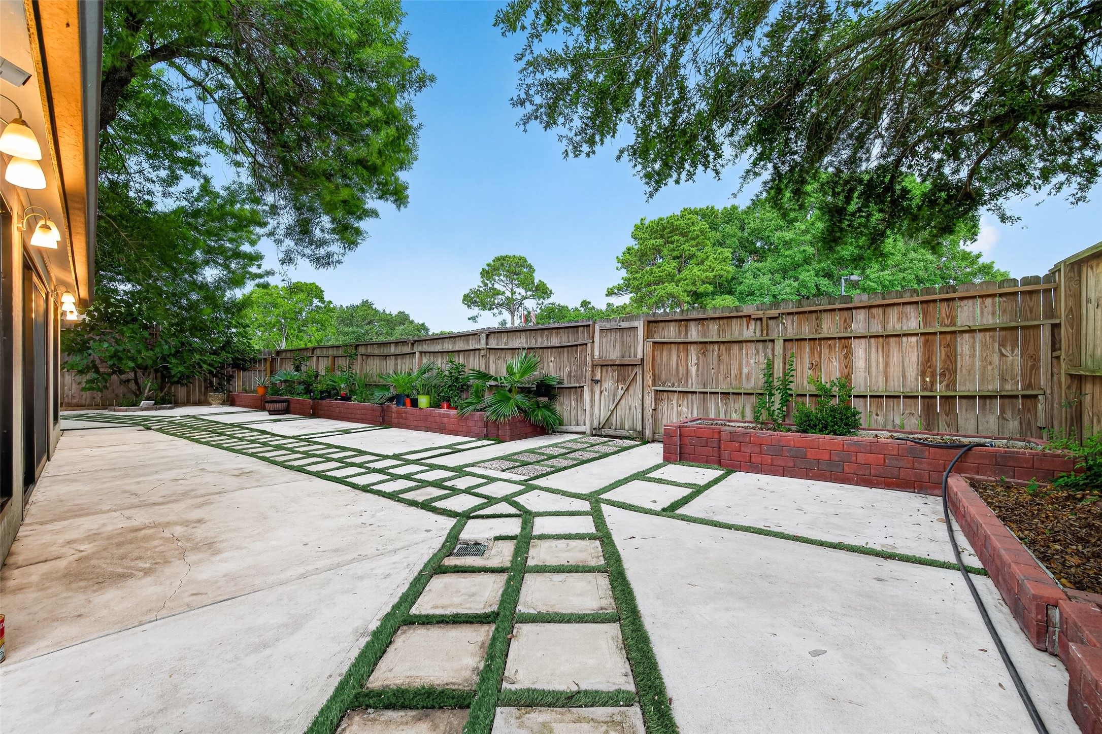 1515 Haven Lock Drive Property Photo 43