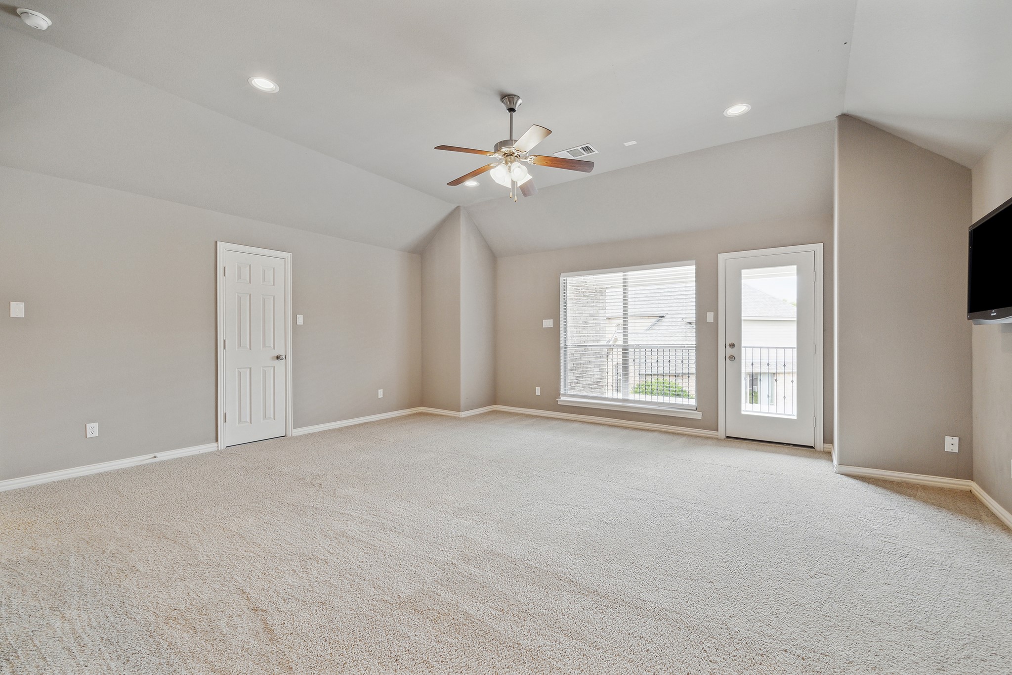 3419 Saint Charles Court Property Photo 33
