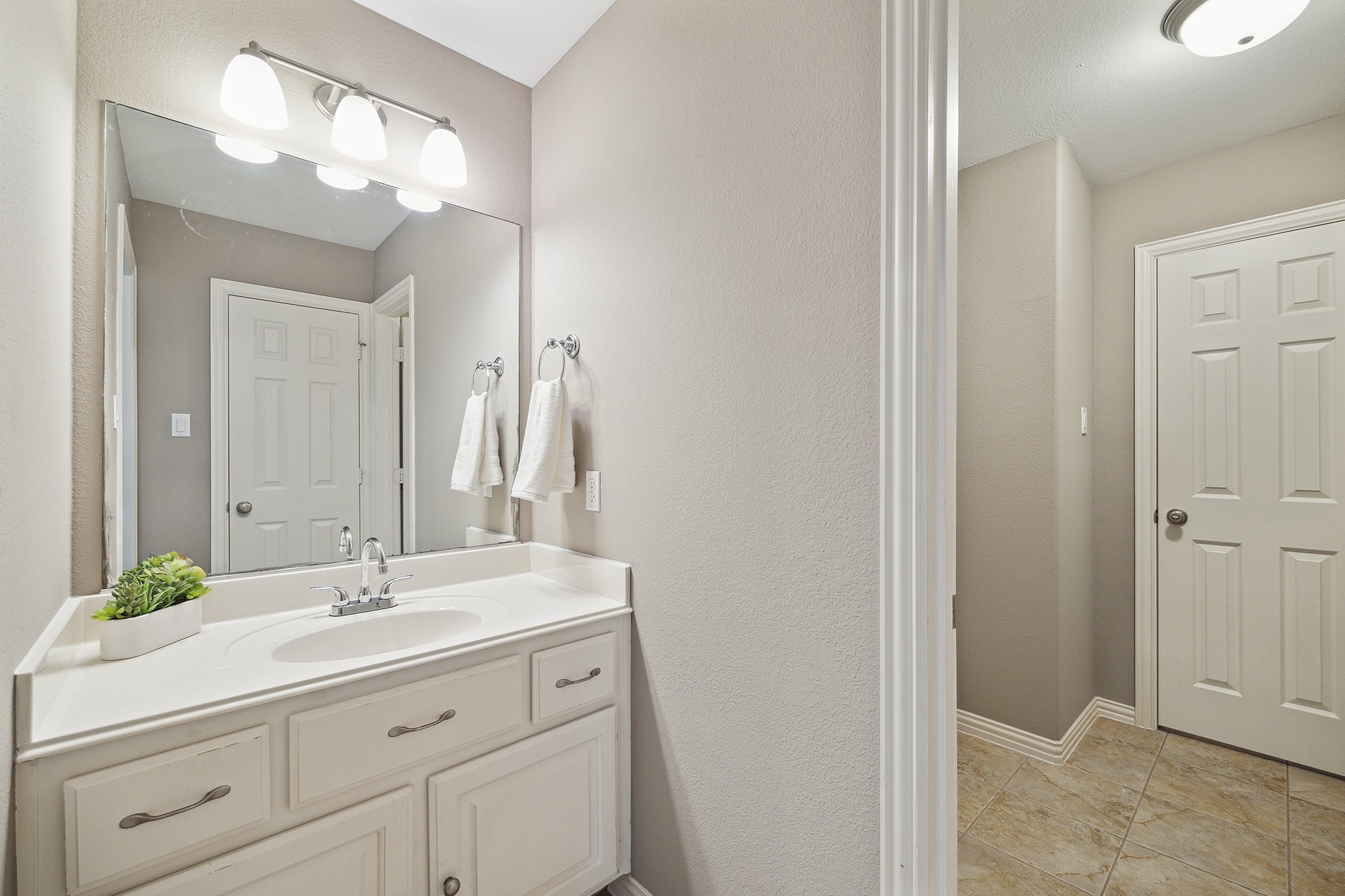 3419 Saint Charles Court Property Photo 43
