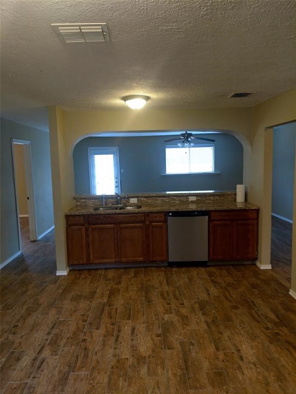 25730 Glen Loch Drive Property Photo 9