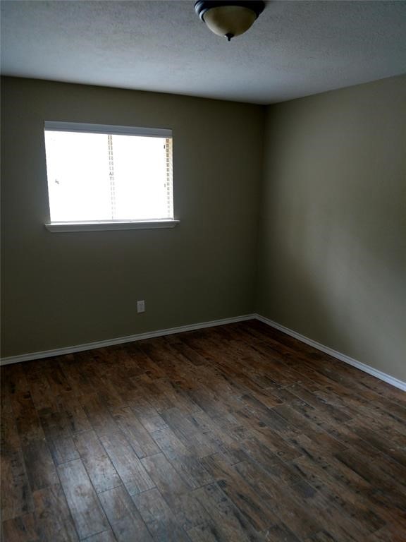 25730 Glen Loch Drive Property Photo 16