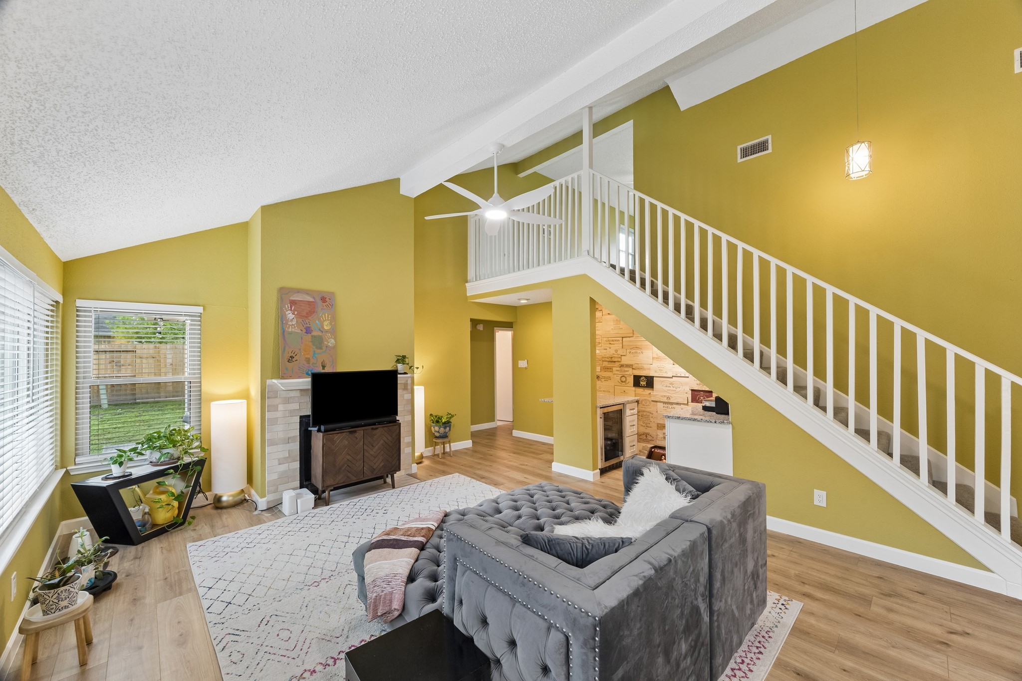 1054 Margate Drive Property Photo 2