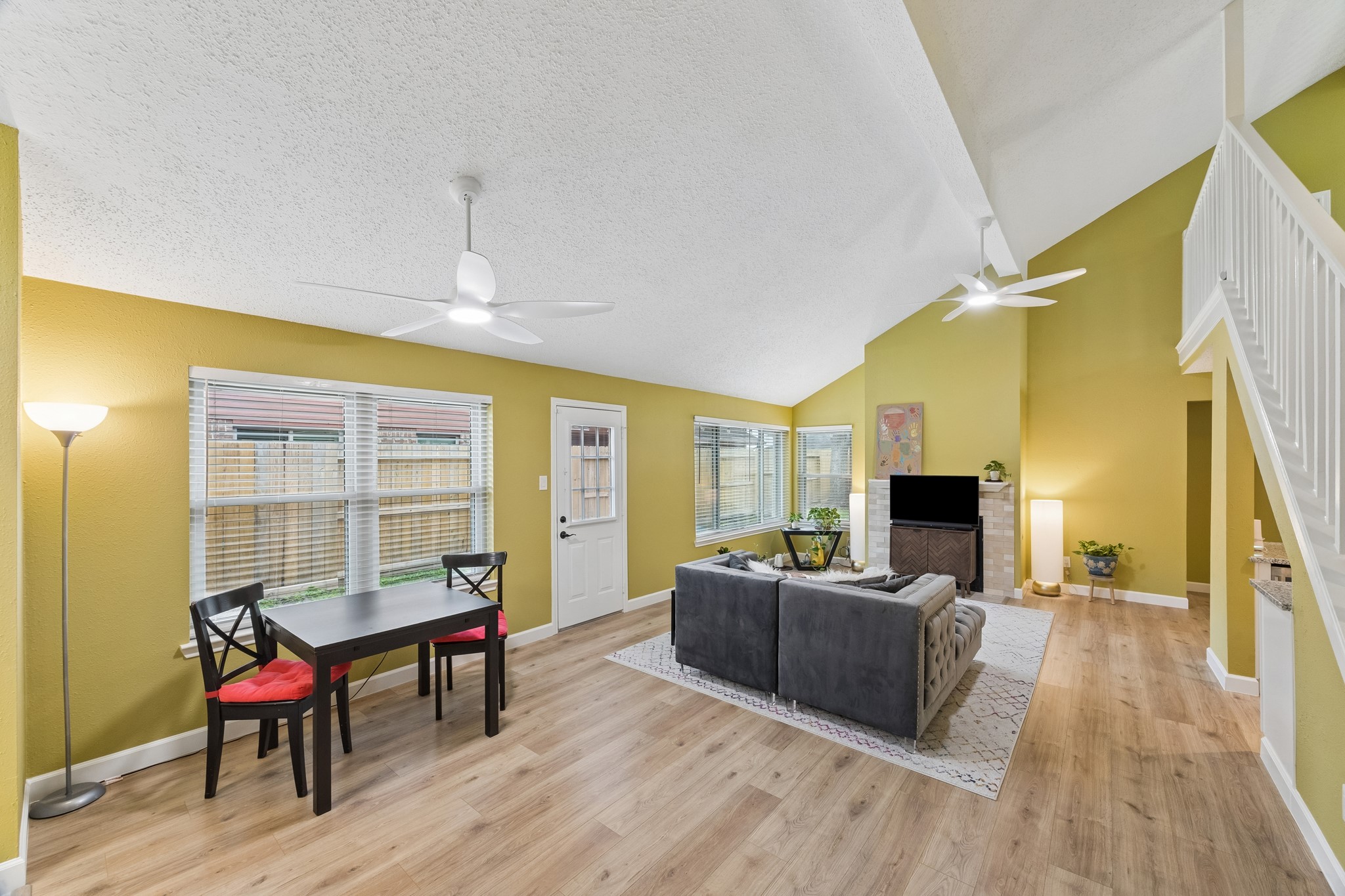 1054 Margate Drive Property Photo 9