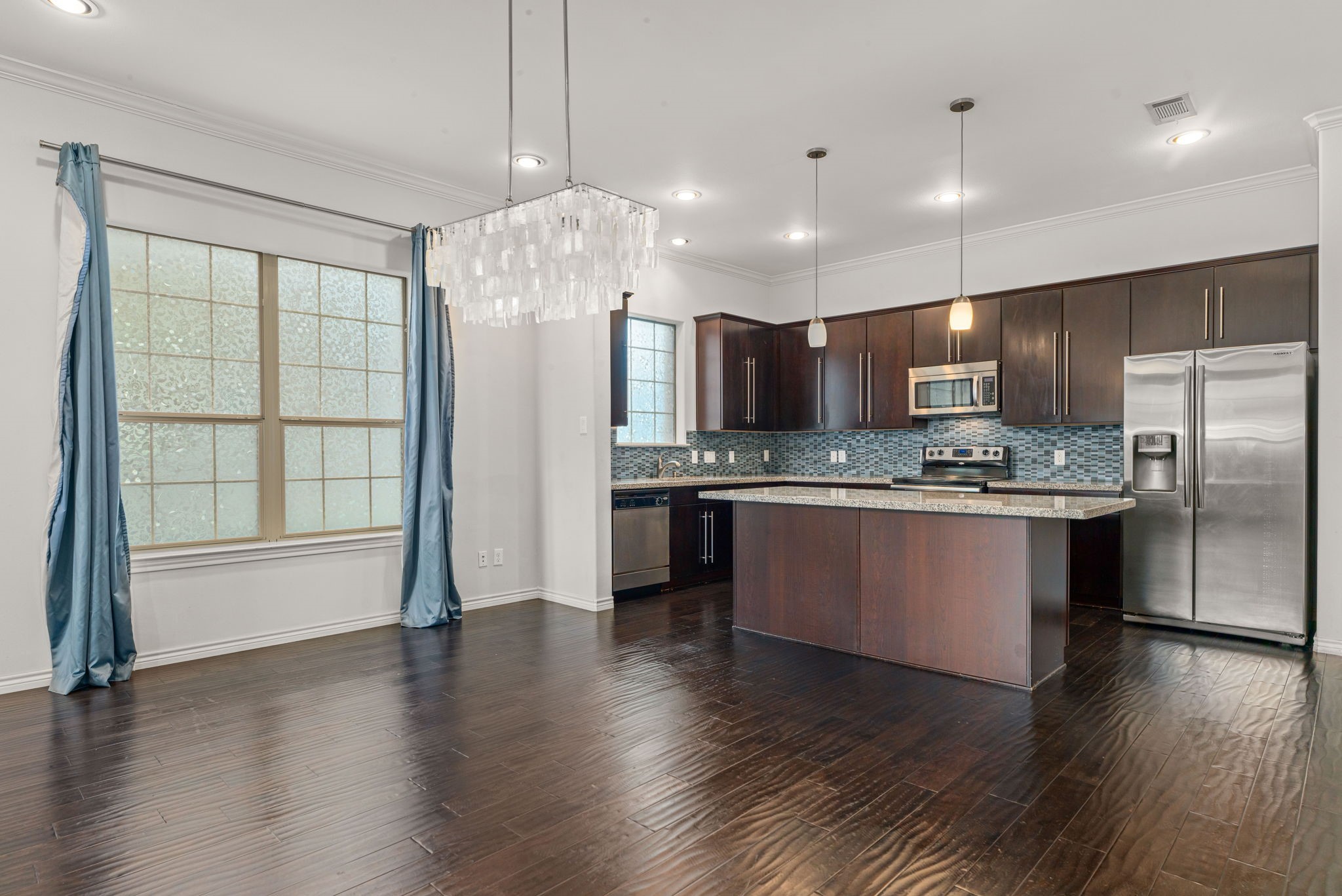 2743 Misty Heath Lane Property Photo 8
