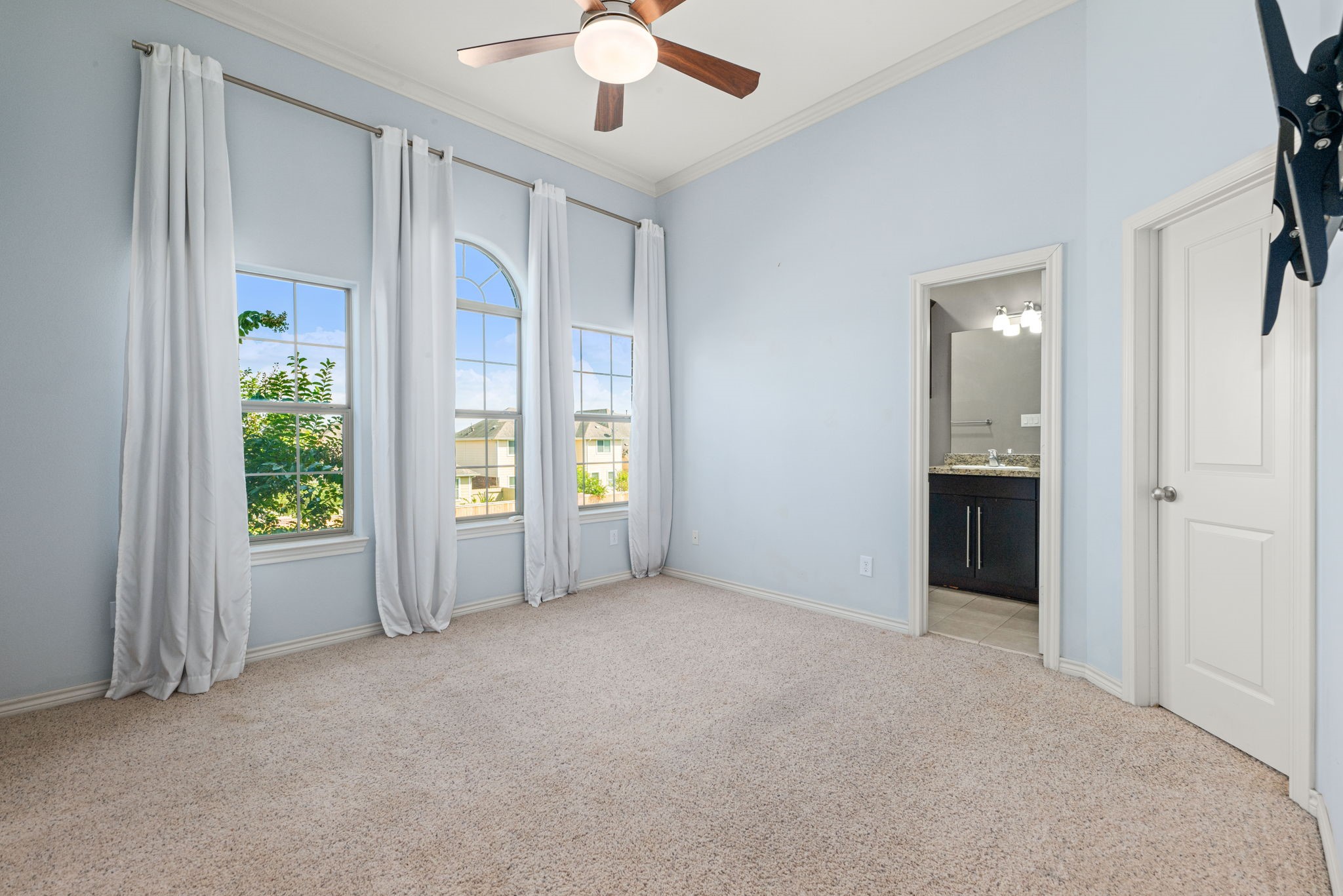 2743 Misty Heath Lane Property Photo 12