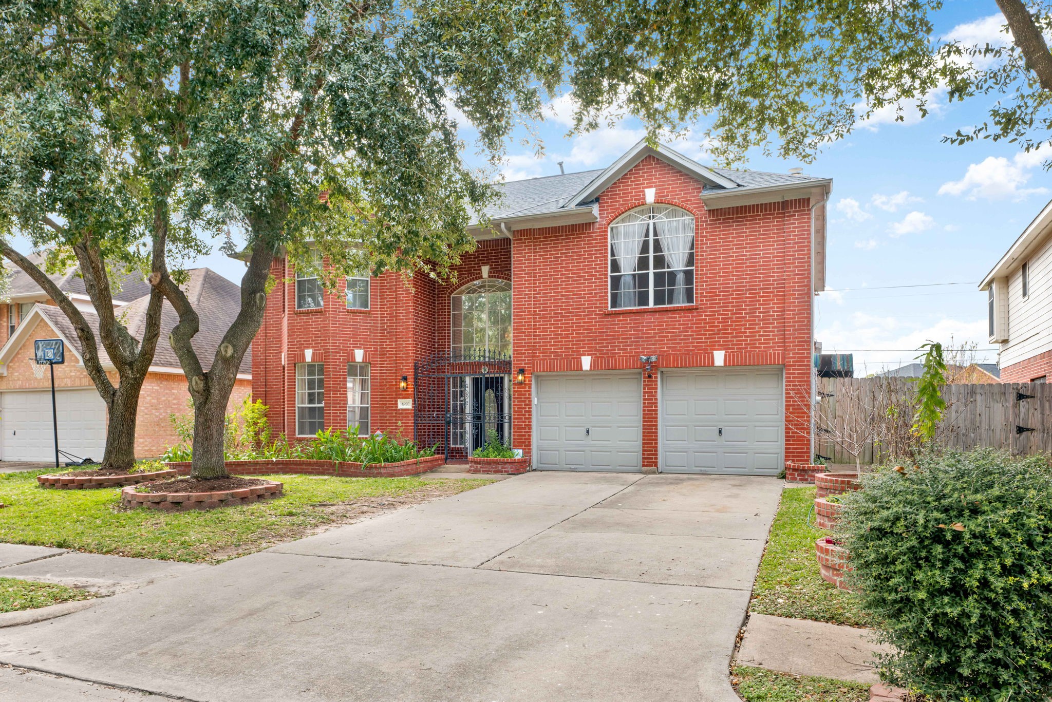 8902 Barron Wood Circle Property Photo 1