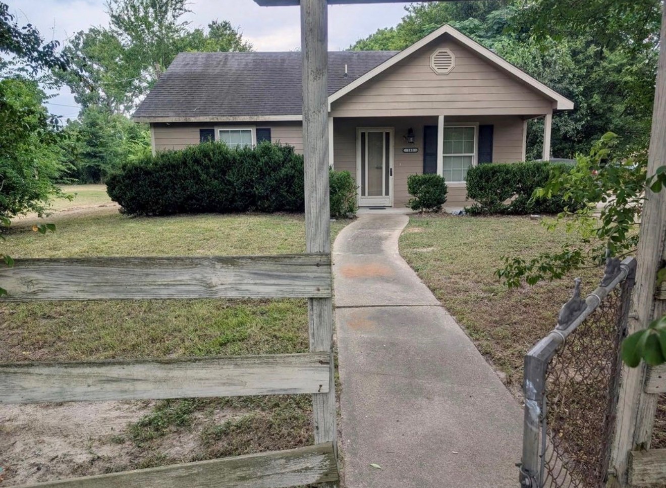 145 Morrow Street Property Photo 1