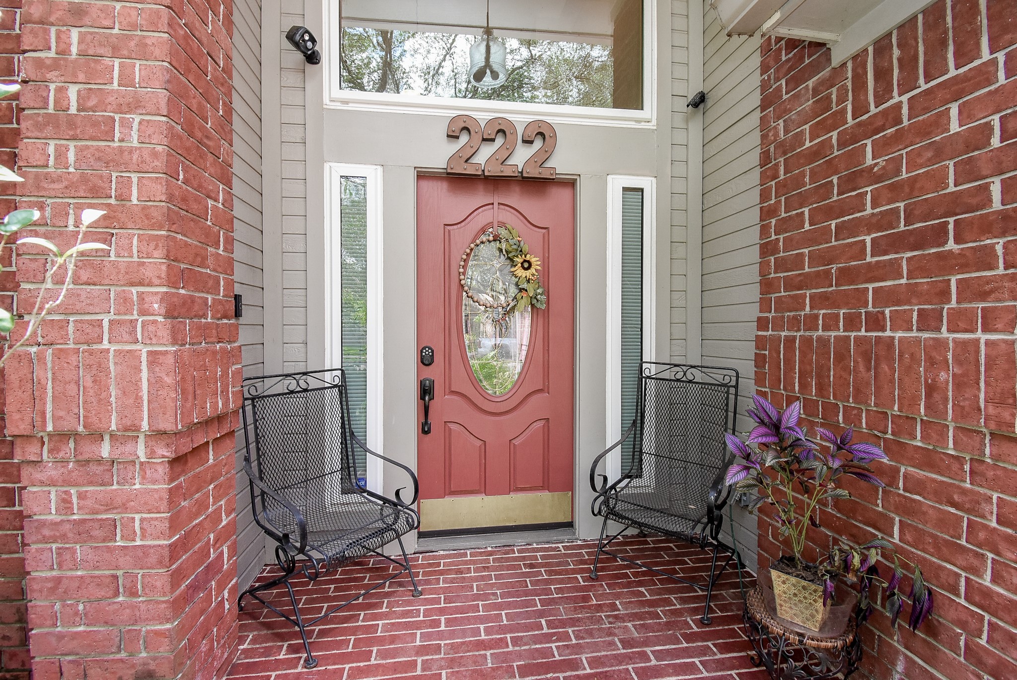 222 High Meadows Drive Property Photo 2