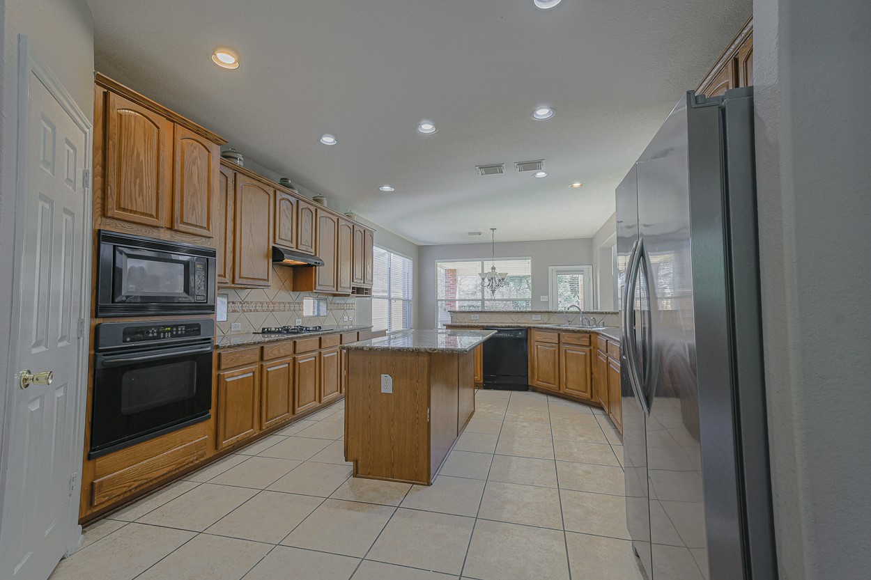 11802 Shoal Landing Street Property Photo 12