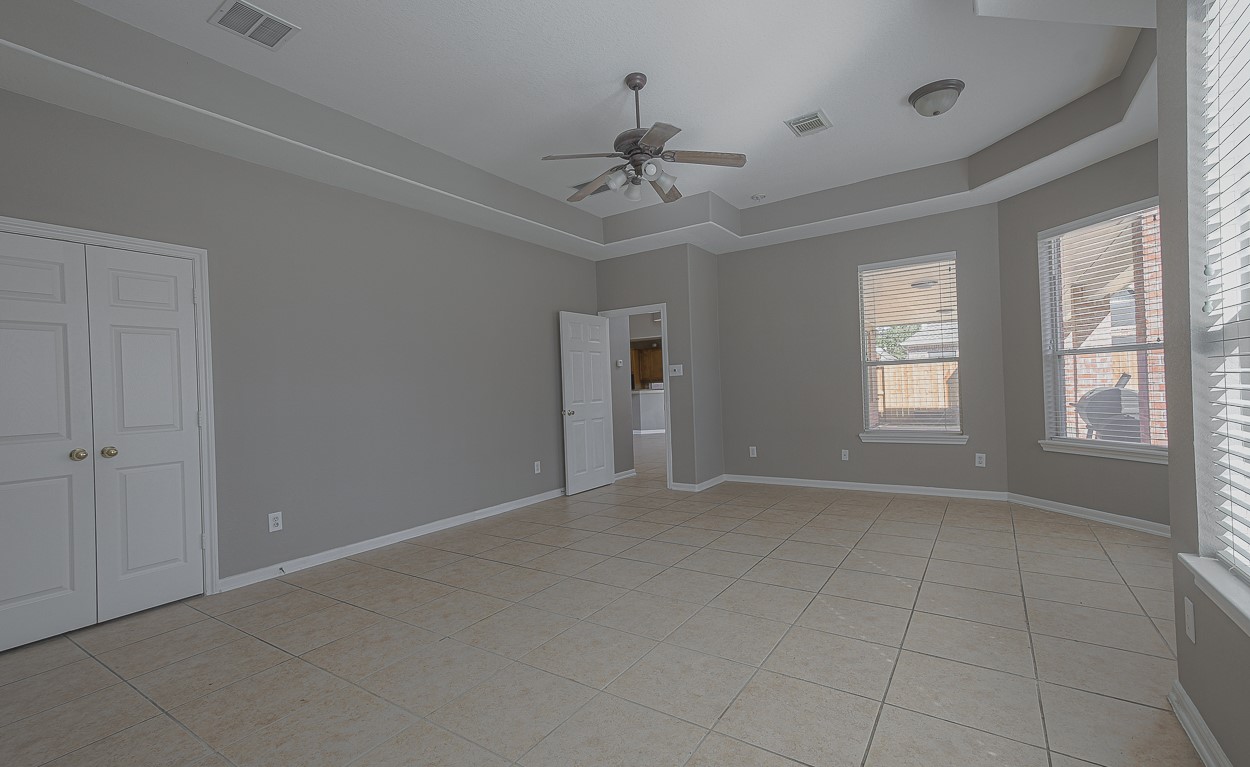 11802 Shoal Landing Street Property Photo 15