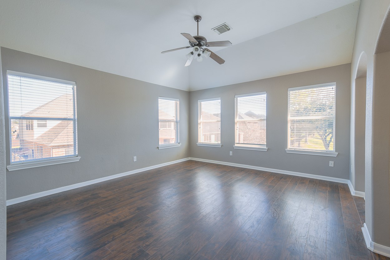 11802 Shoal Landing Street Property Photo 21