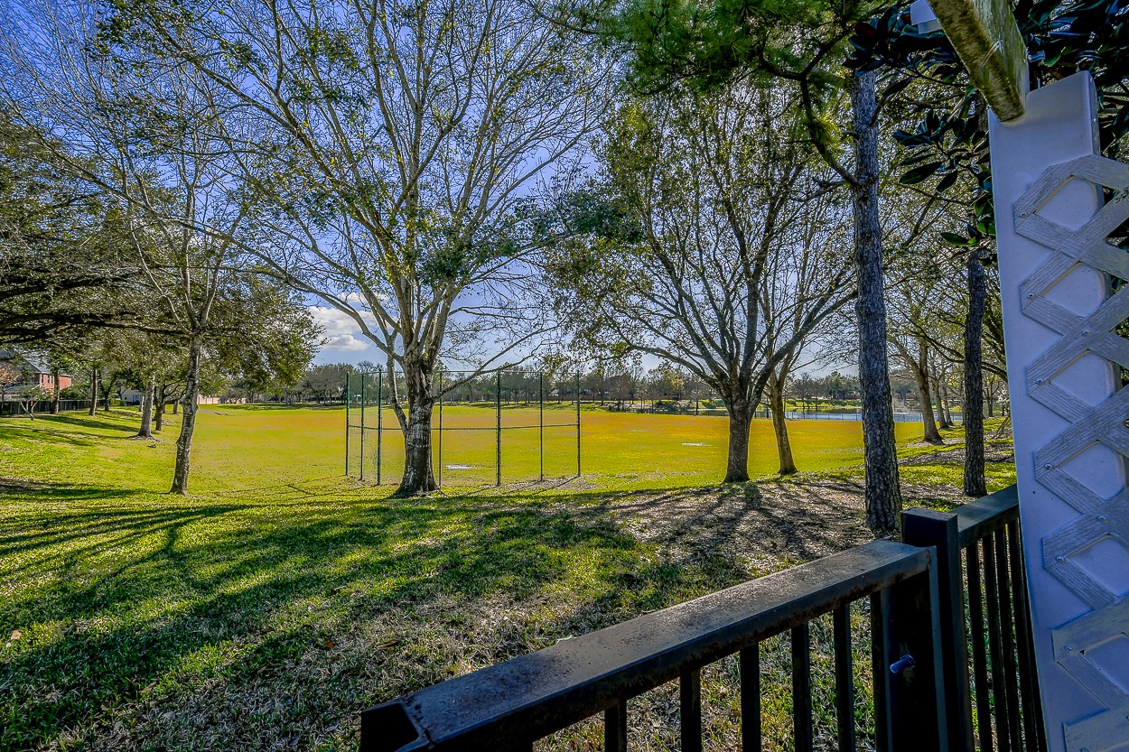 11802 Shoal Landing Street Property Photo 32