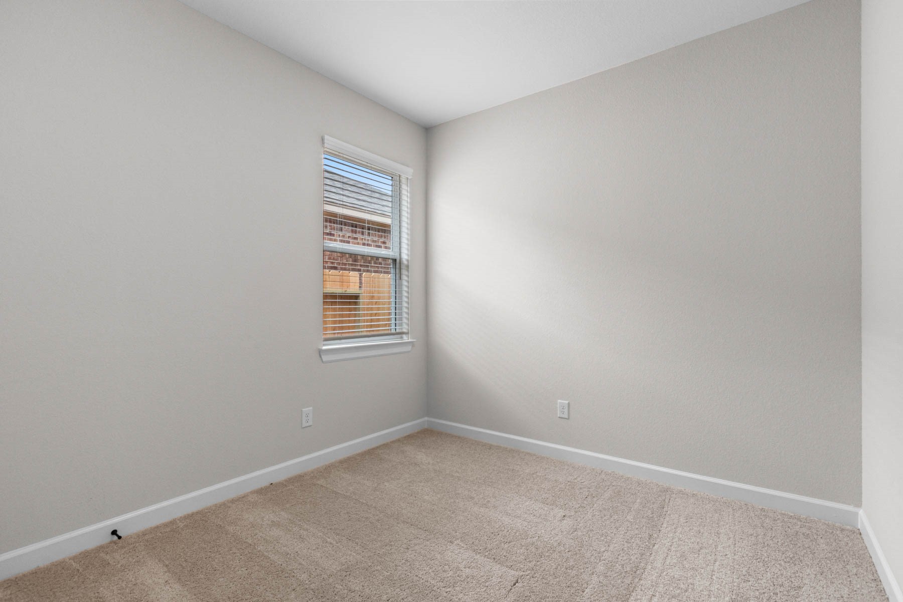 1127 Campside Drive Property Photo 12