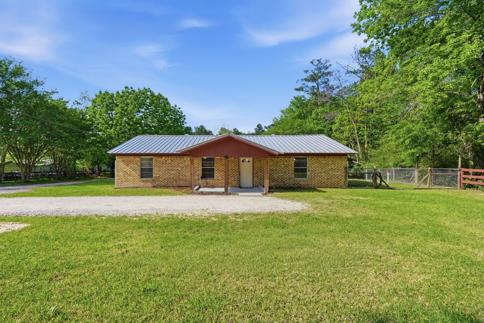 2377 Us Highway 190 Property Photo