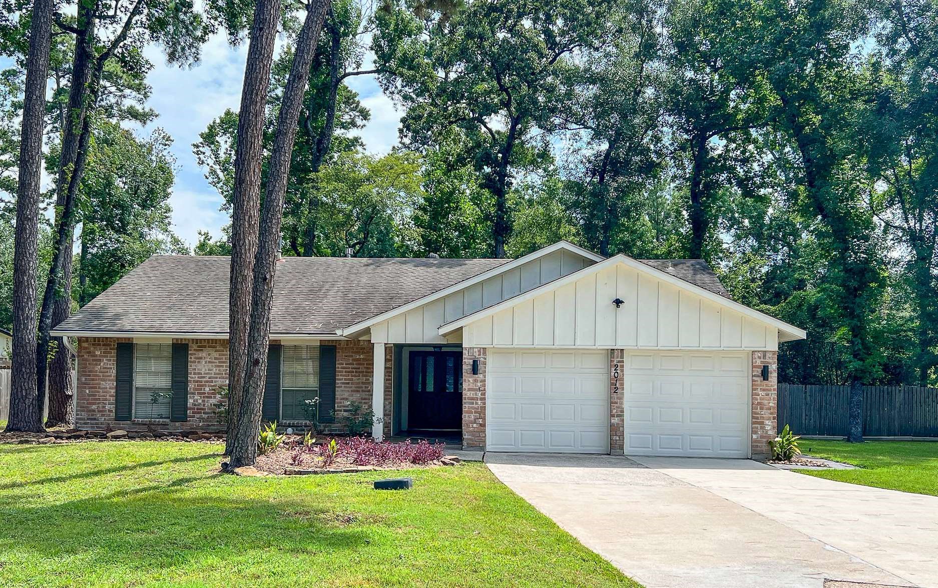 2012 E Lacey Oak Circle Property Photo 2