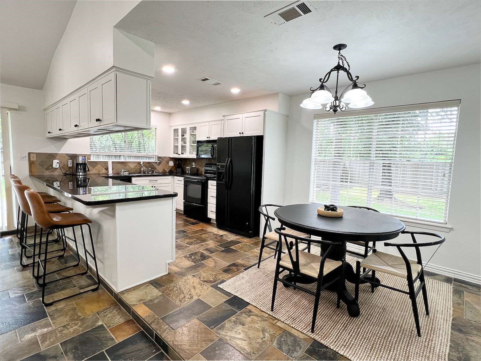 2012 E Lacey Oak Circle Property Photo 9