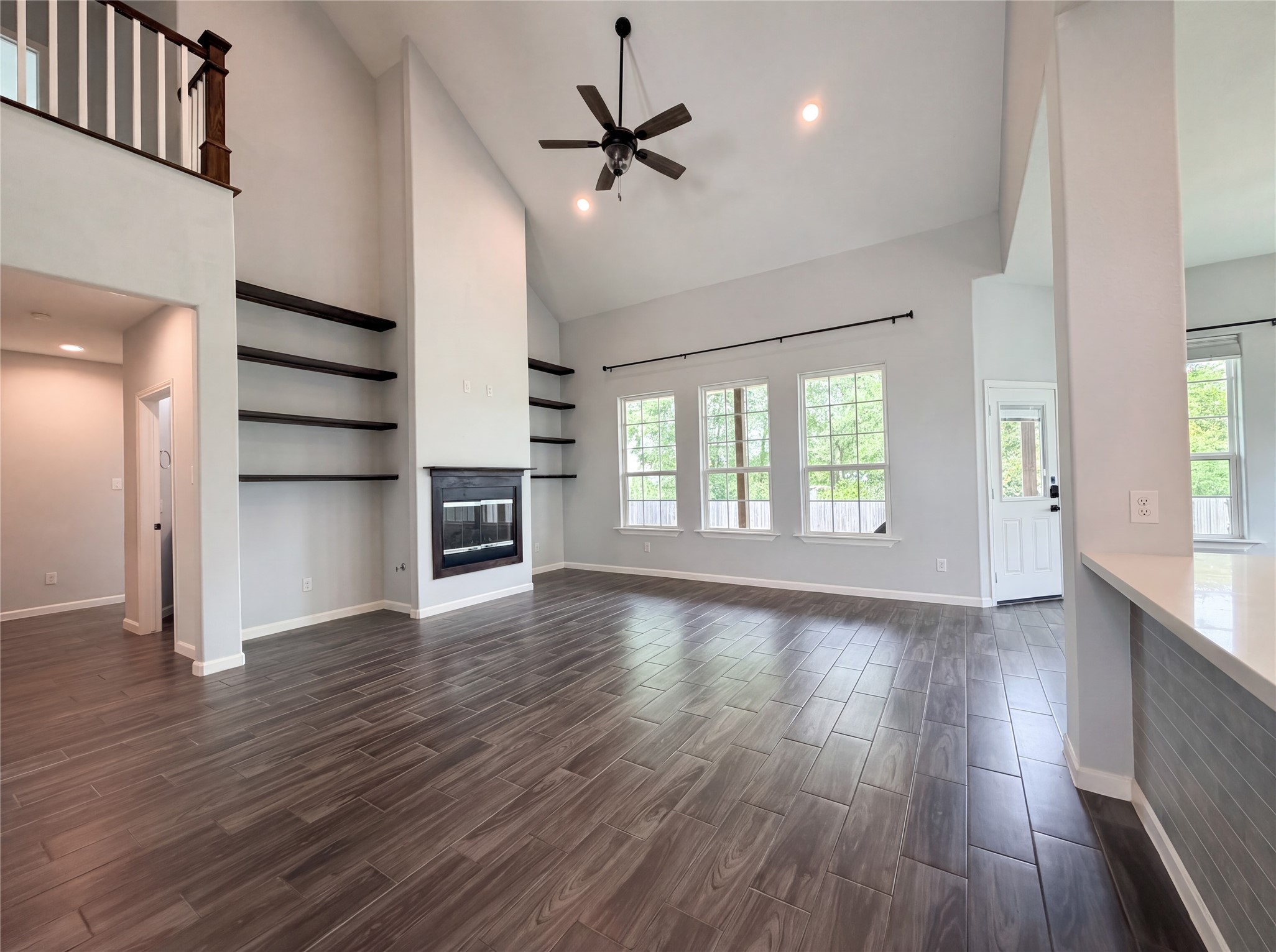 40406 Mostyn Drive Property Photo 3