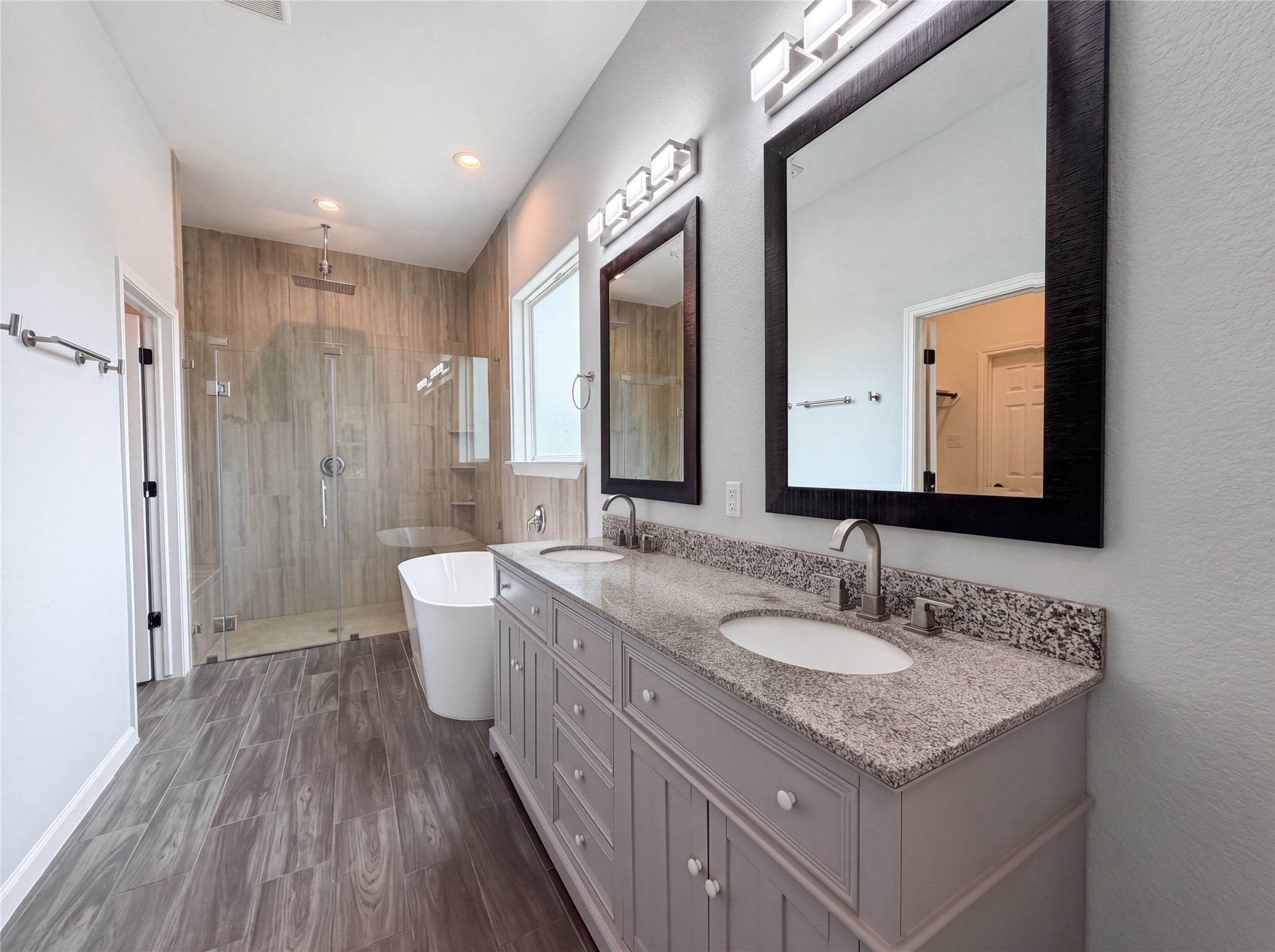 40406 Mostyn Drive Property Photo 11