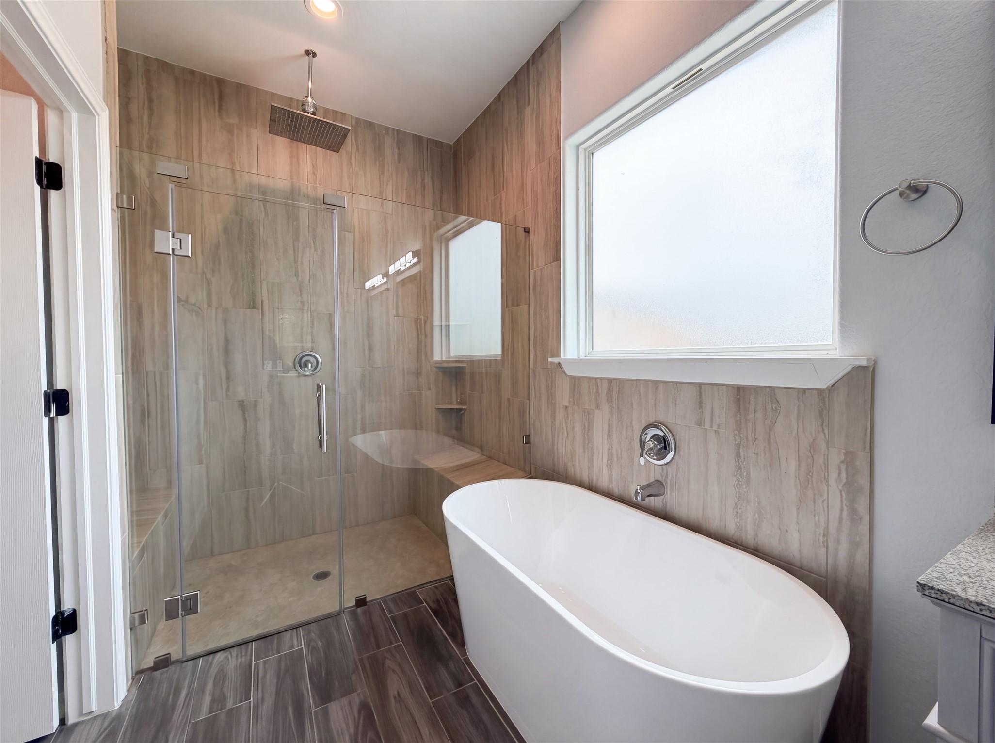 40406 Mostyn Drive Property Photo 12