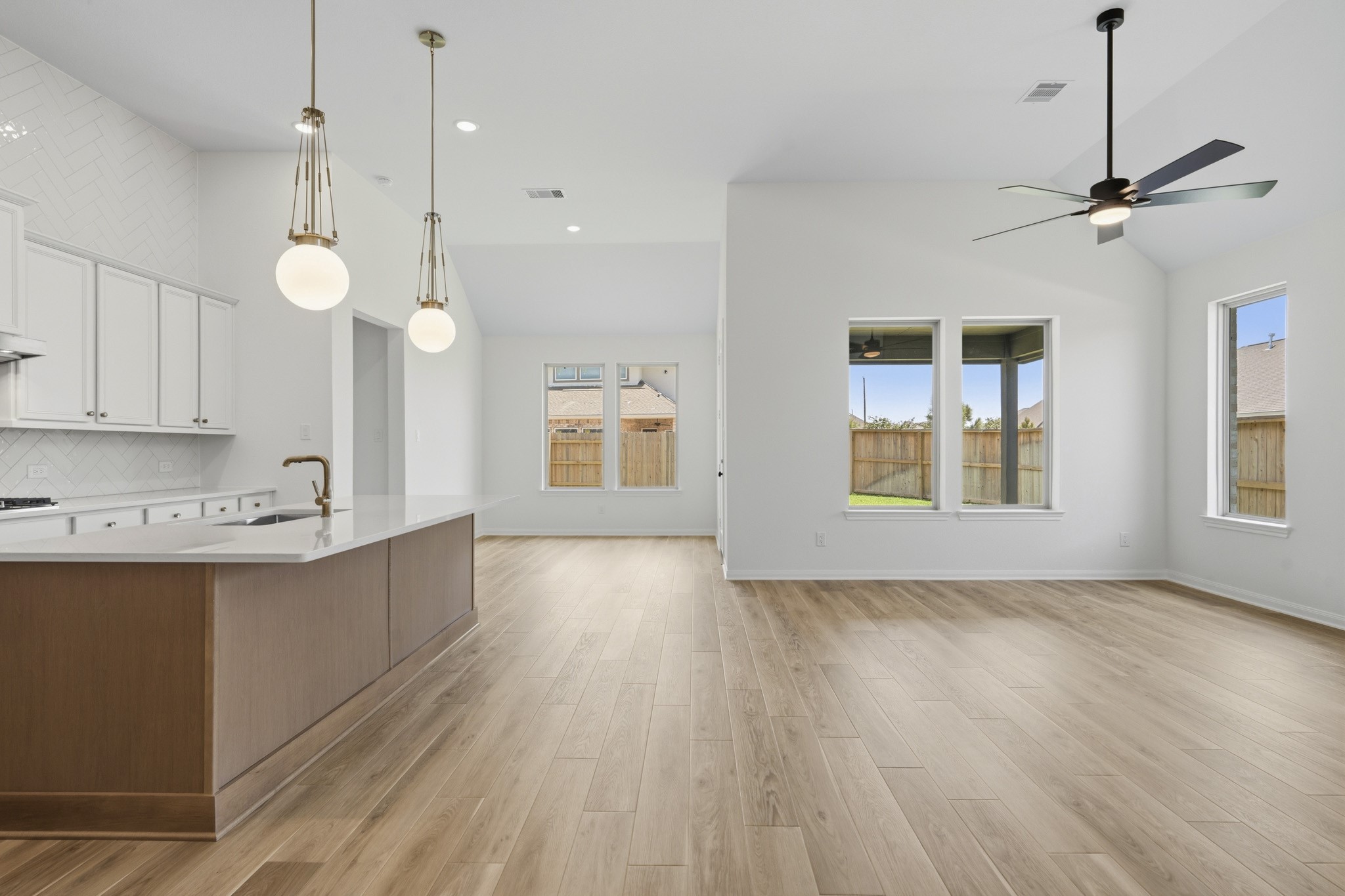 25015 Bison Creek Loop Property Photo 7
