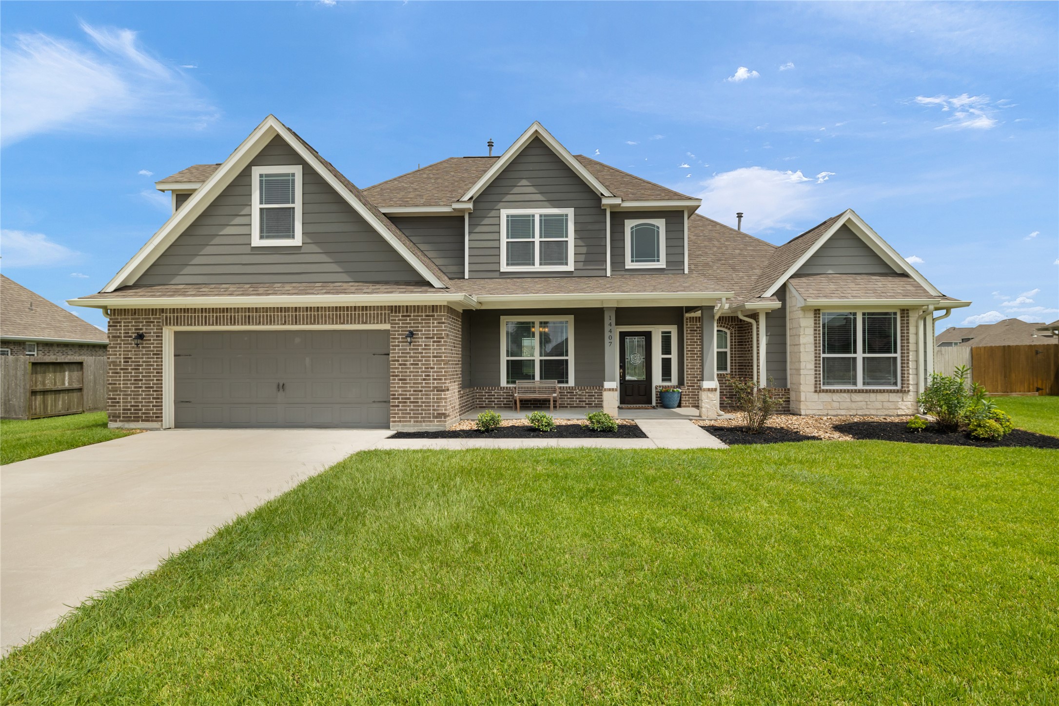 14407 Meadowlands Drive Property Photo 2