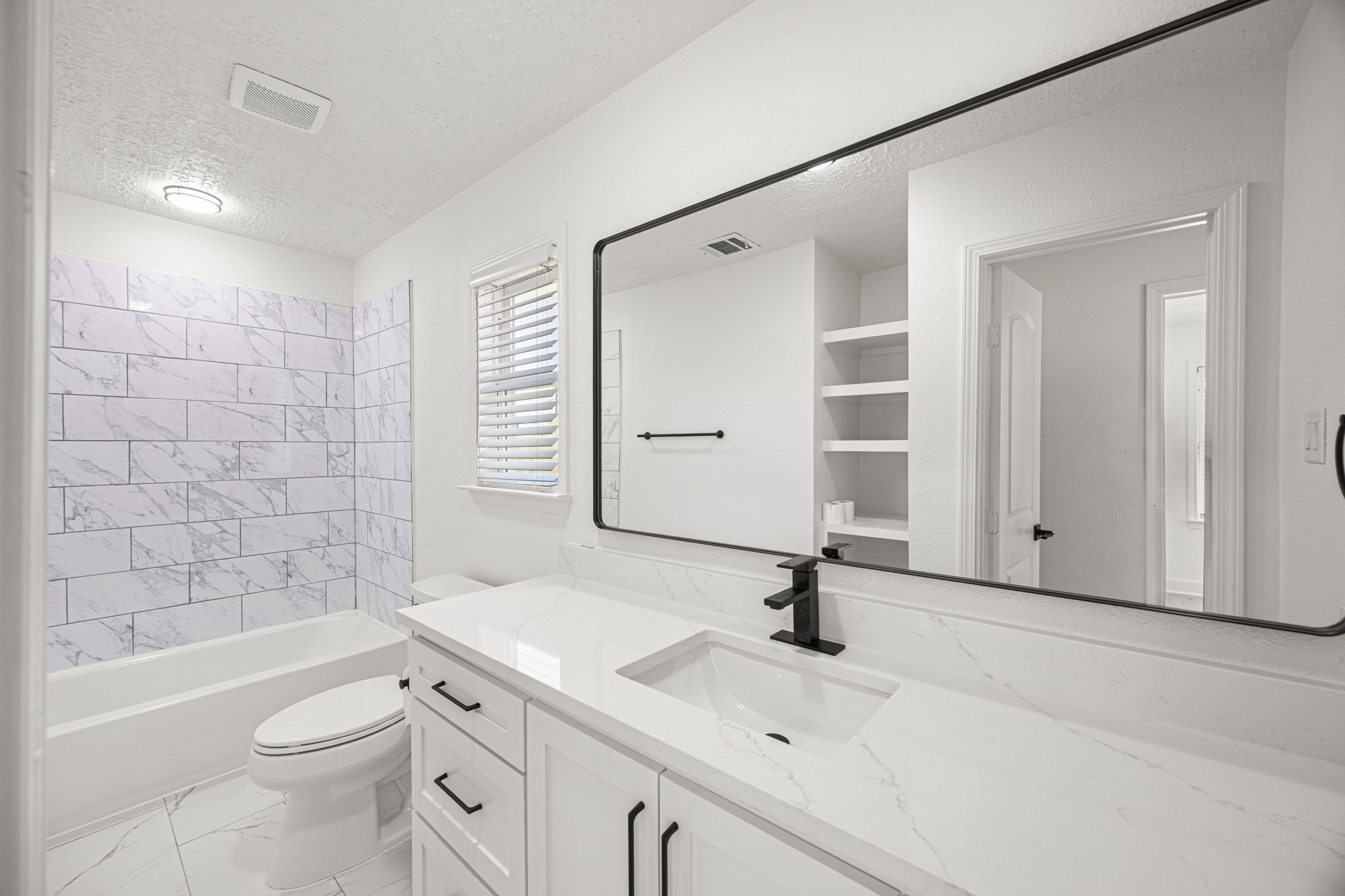 10230 Valencia Drive Property Photo 12