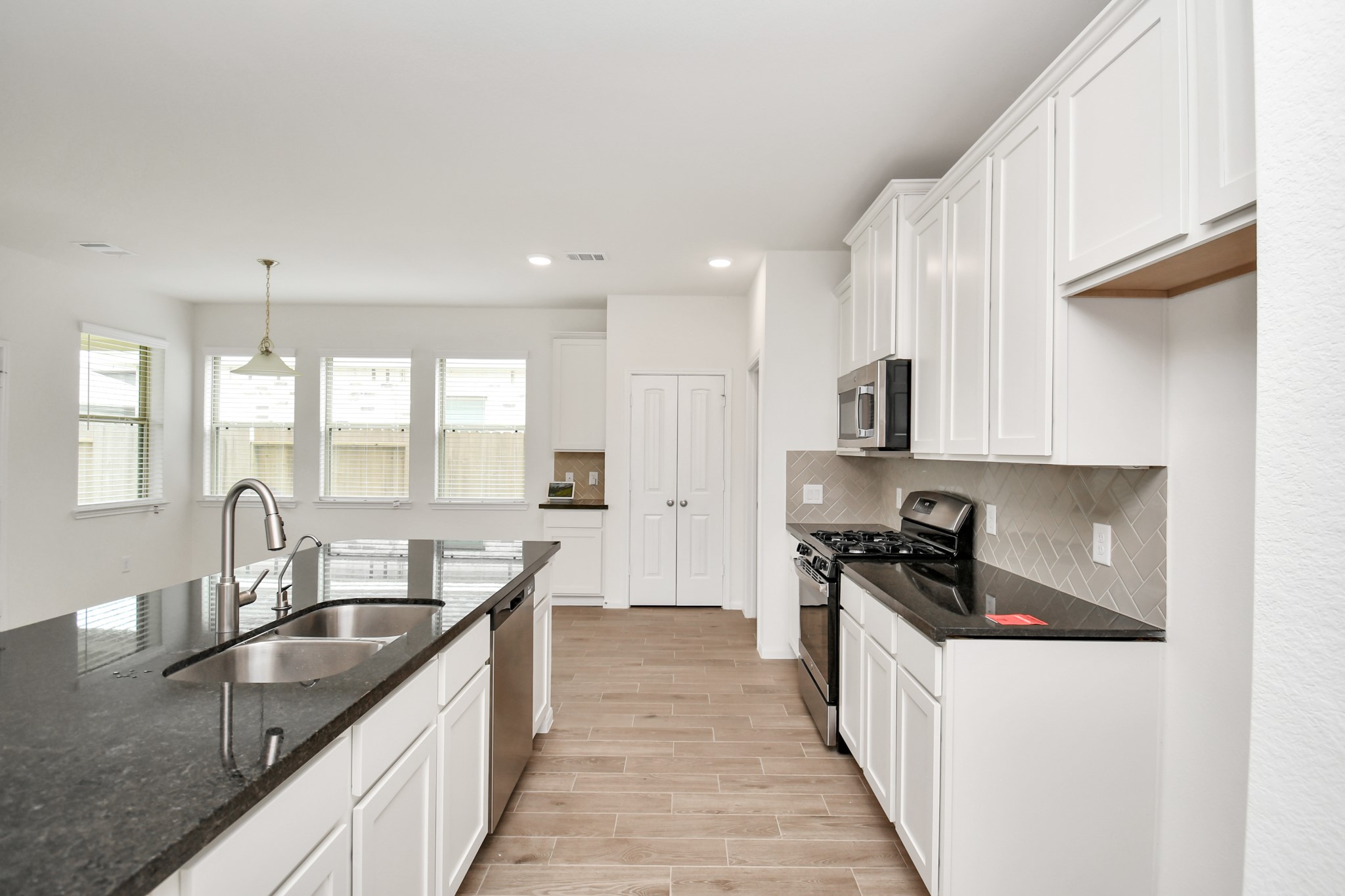 30431 Crystal Stream Lane Property Photo 14