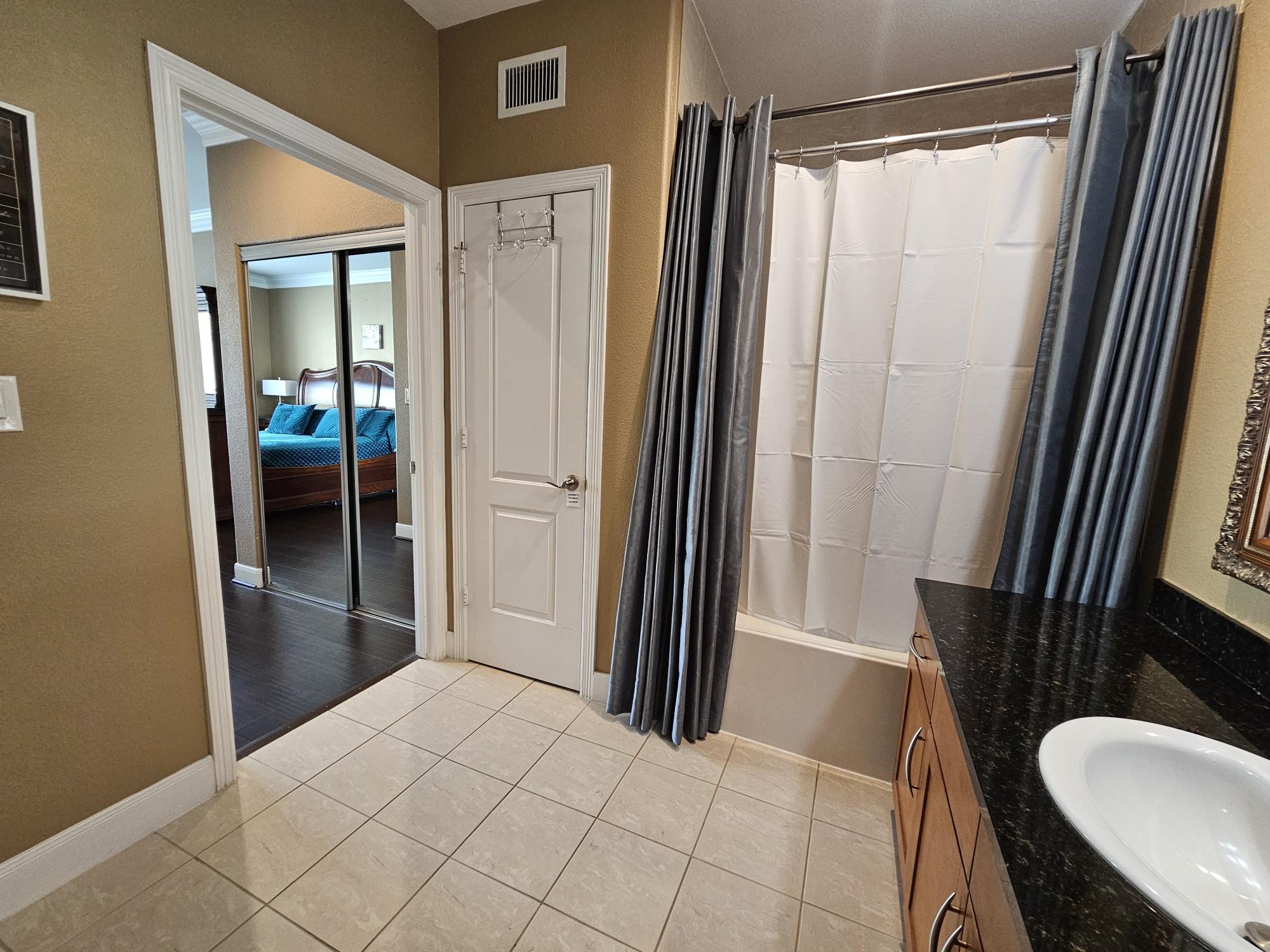 2299 Lone Star Drive 334 Property Photo 21