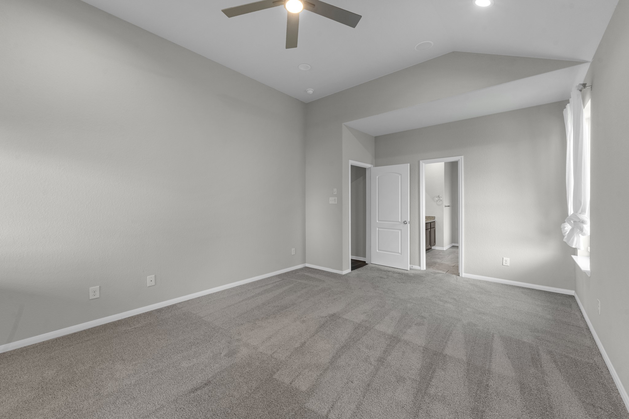 8827 Early Morning Way Property Photo 10